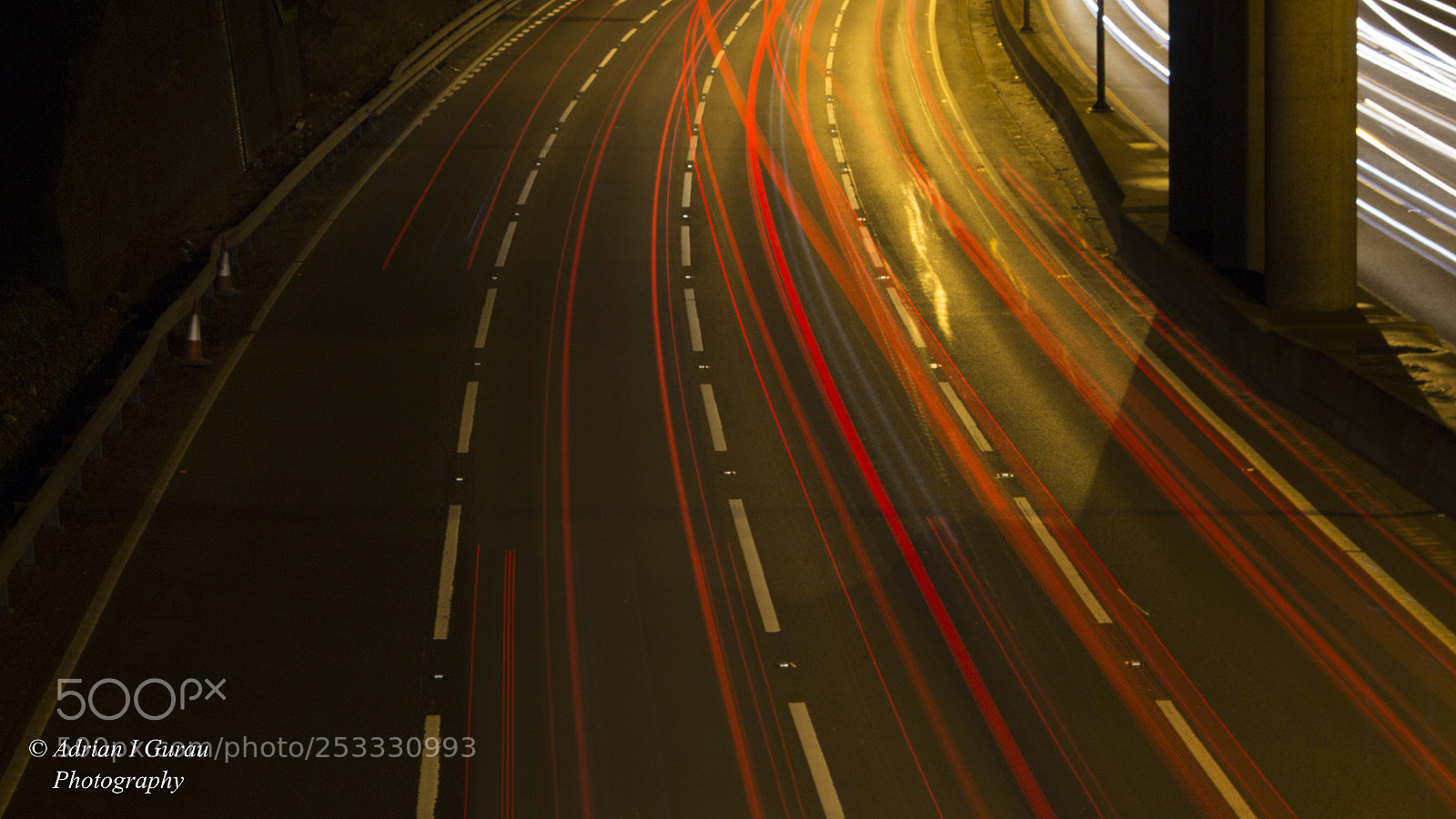 Canon EOS 700D (EOS Rebel T5i / EOS Kiss X7i) sample photo. Lights in the dark photography