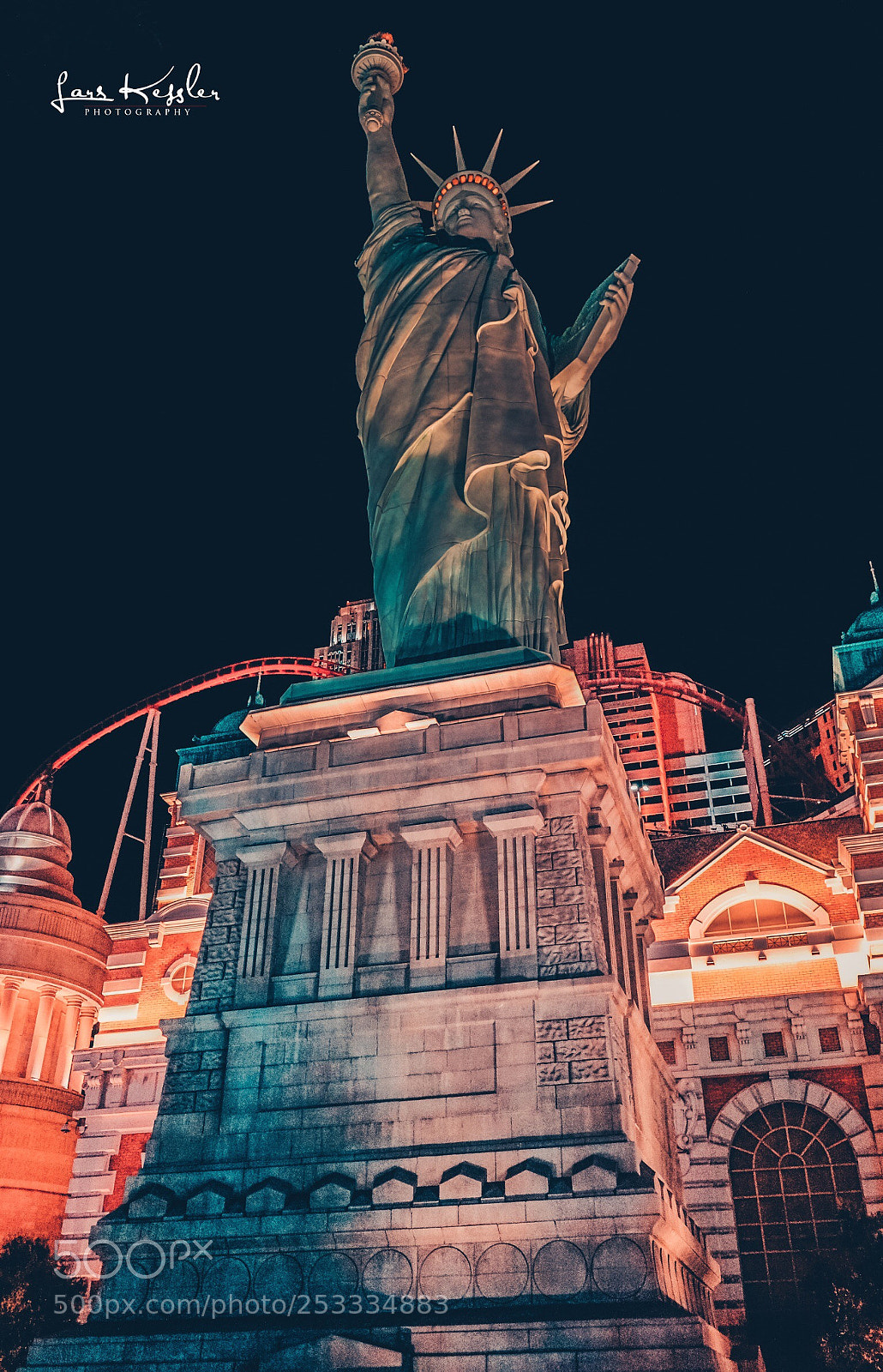 Sony a7 II sample photo. Liberty ?  photography