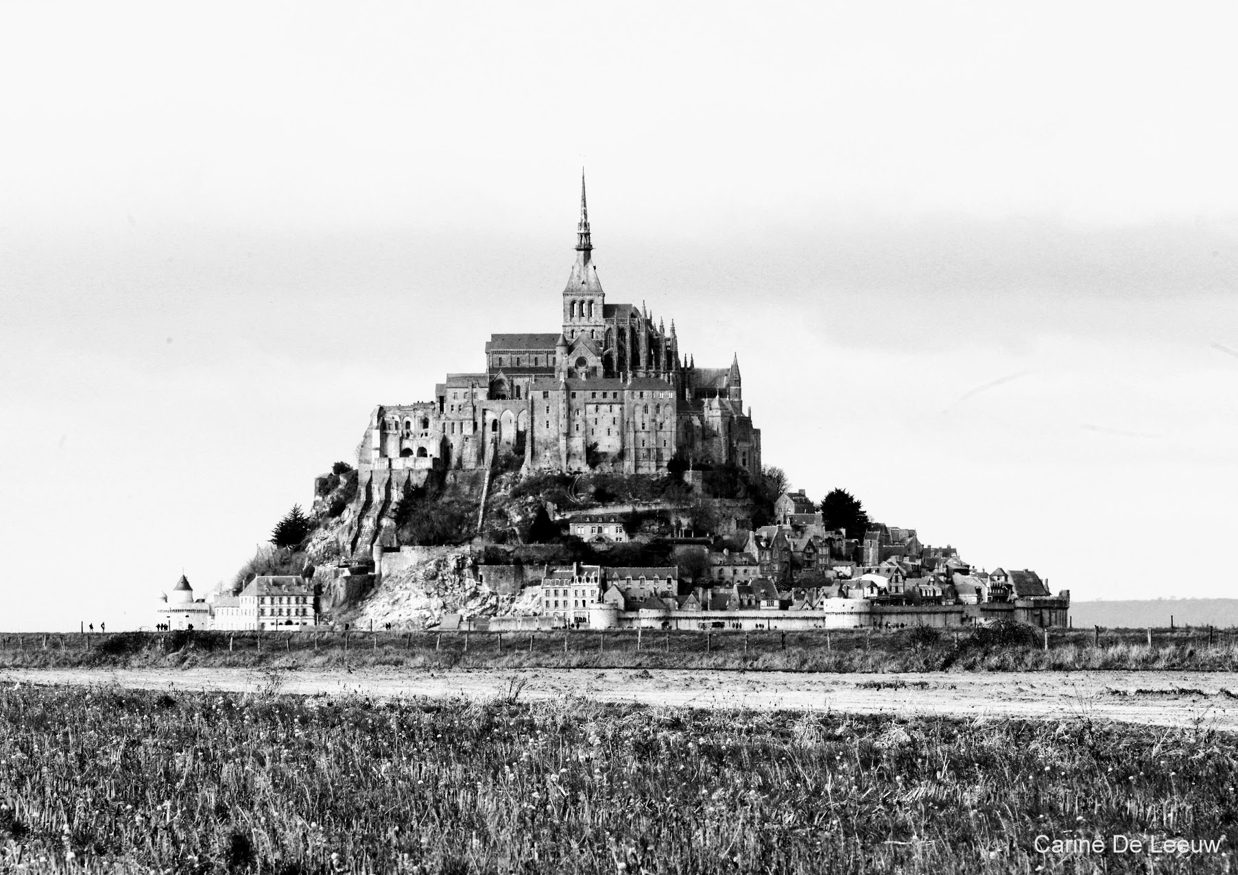 Nikon AF-S Nikkor 70-200mm F2.8G ED VR II sample photo. Oude postkaart mont st michel photography