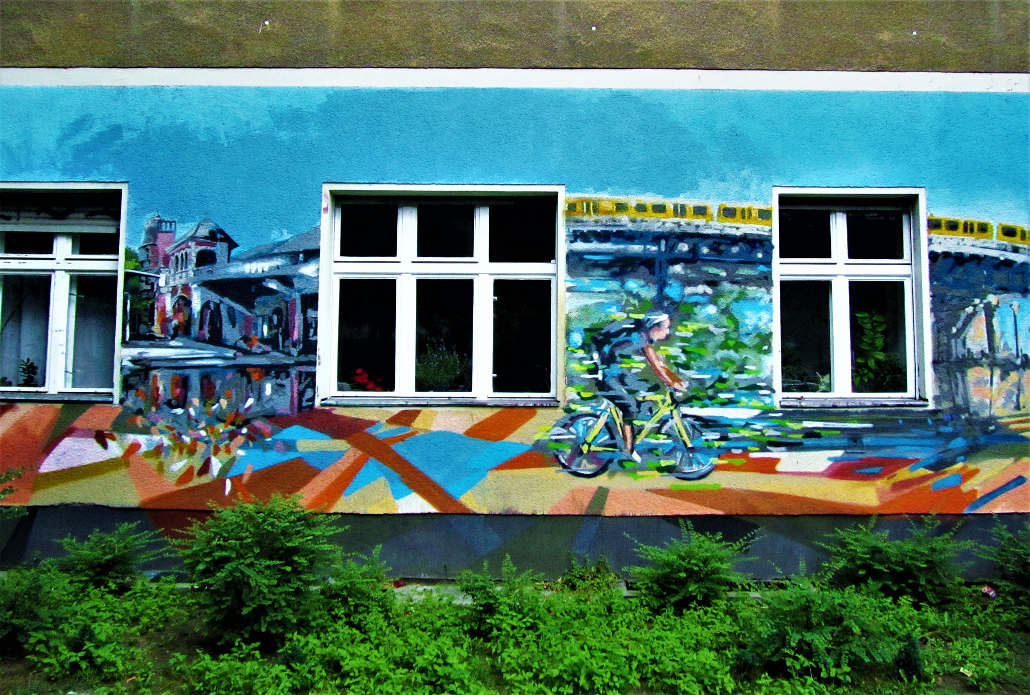 Canon PowerShot SX210 IS sample photo. A mural in berlin photography