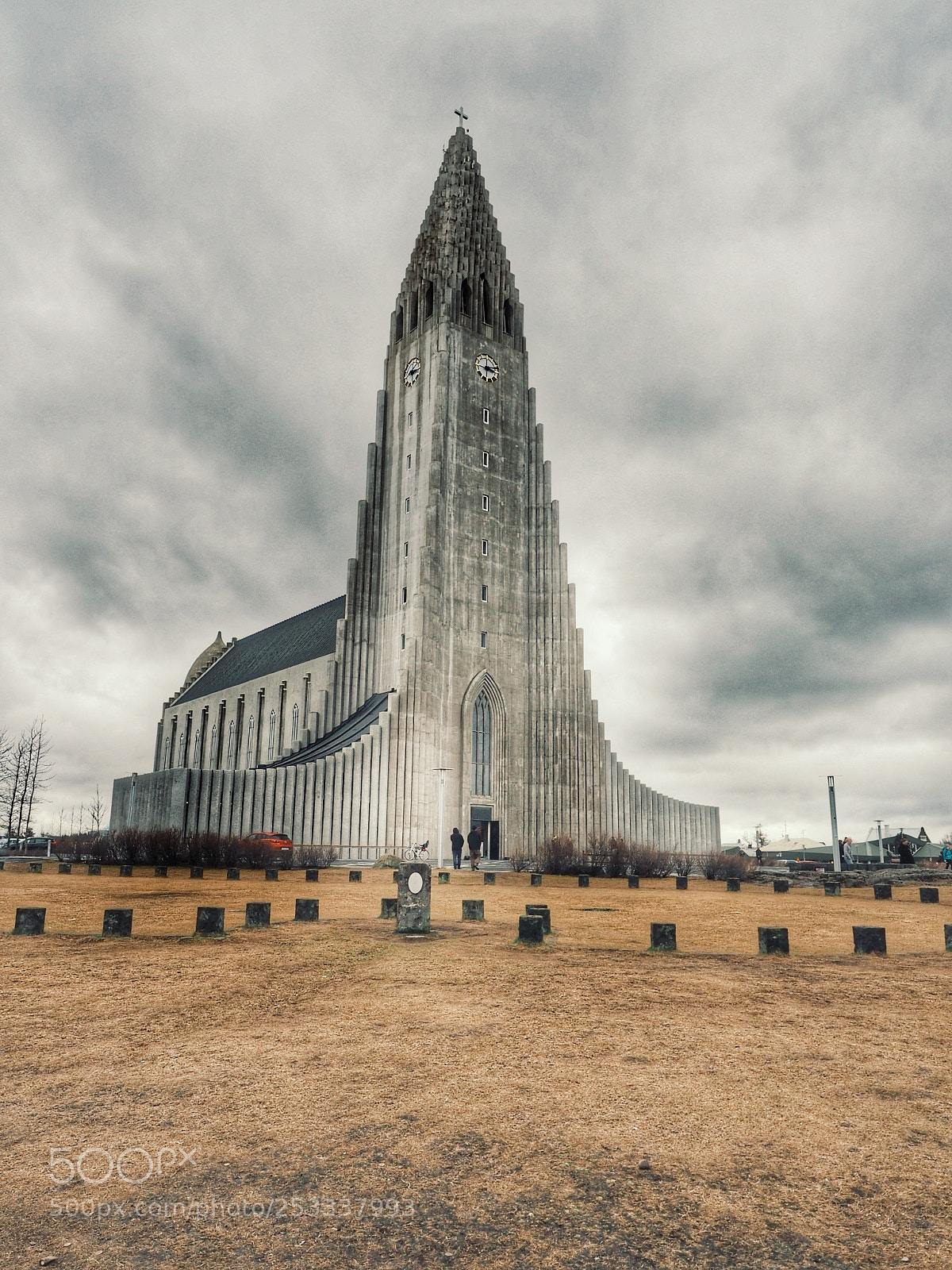 Olympus PEN E-PL7 sample photo. Hallgrimskirkja photography