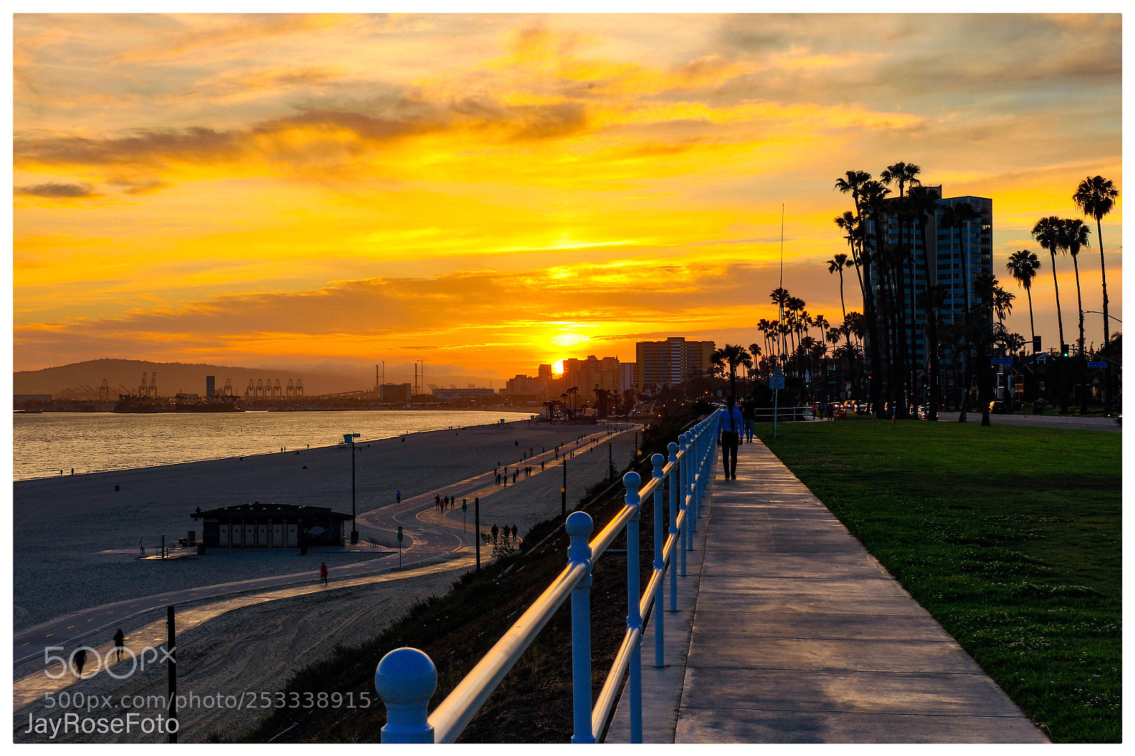 Canon EOS 5DS R sample photo. Long beach sunset photography