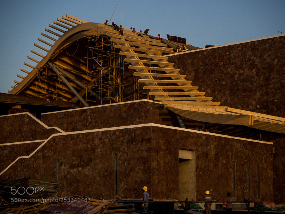 Olympus OM-D E-M10 III sample photo. Building without name photography