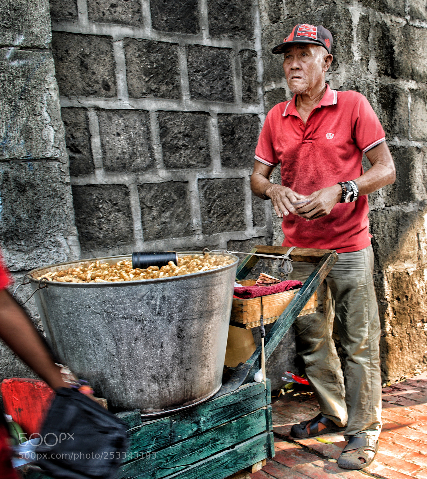 Nikon D5100 sample photo. Peanuts photography