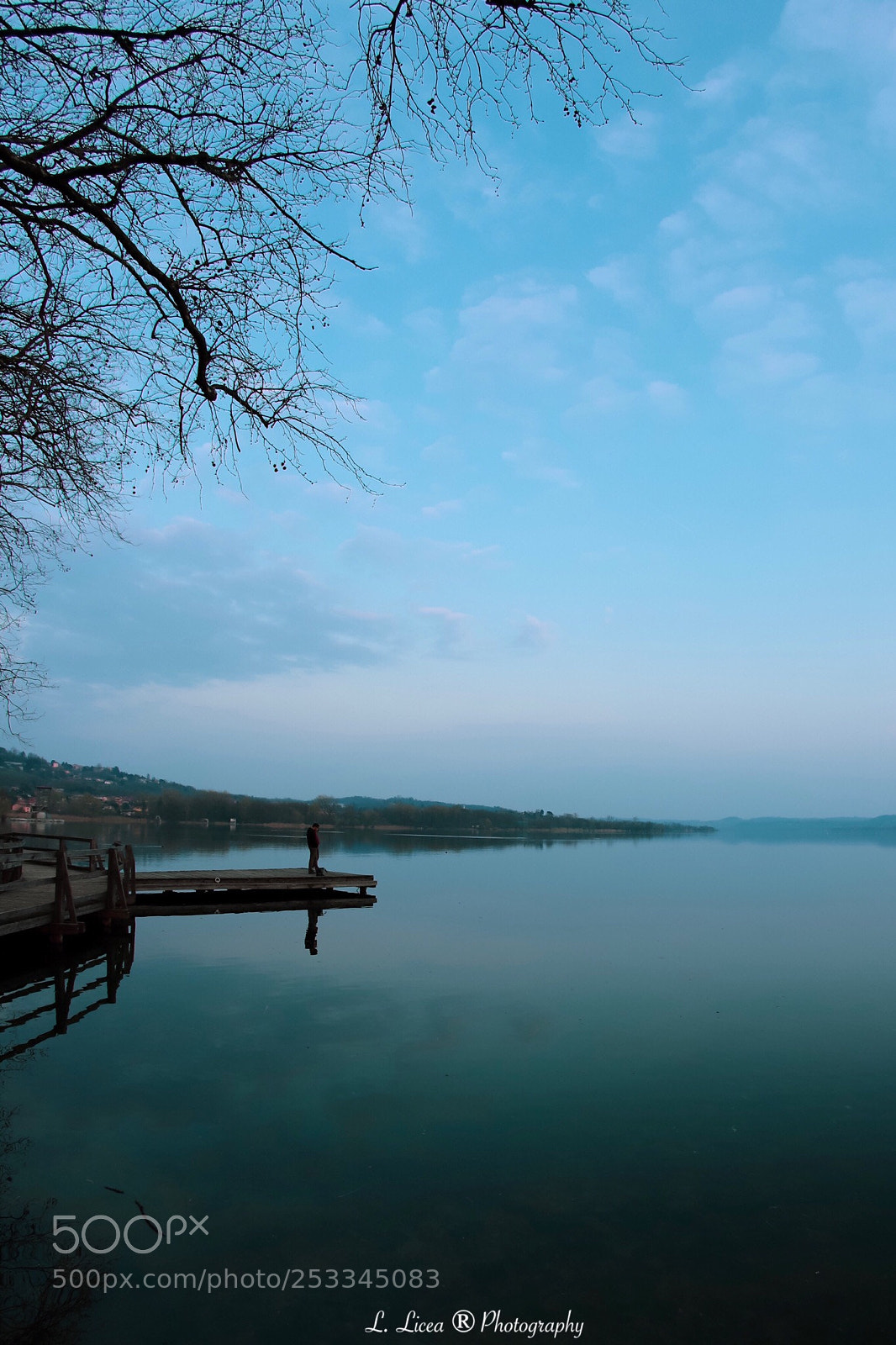 Canon EOS 6D Mark II sample photo. Alone 64 photography