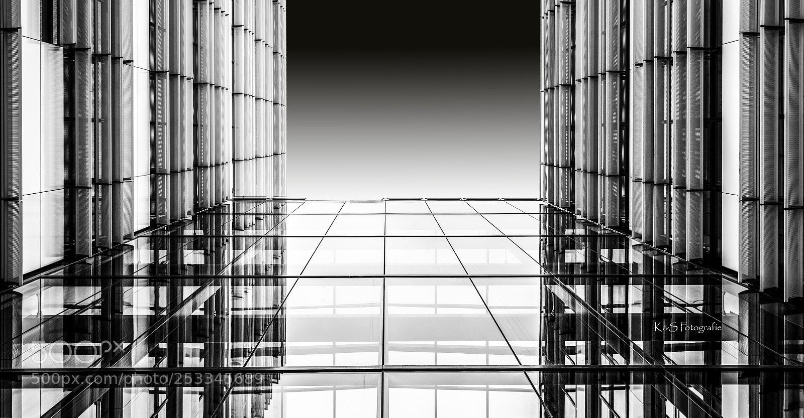 Nikon D850 sample photo. Perspective photography