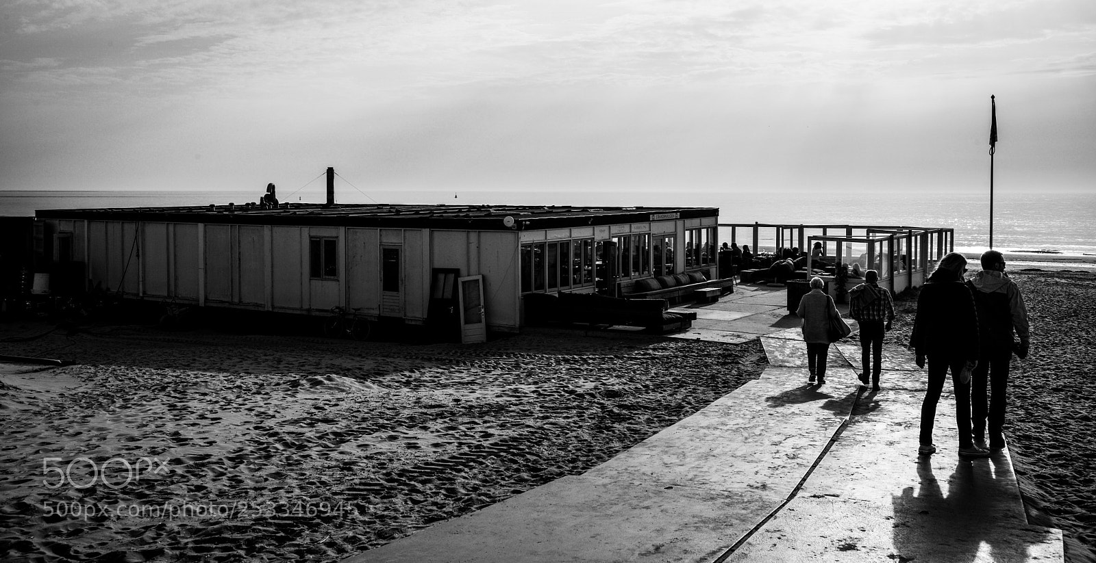Leica M (Typ 240) sample photo. Beachcafé. photography
