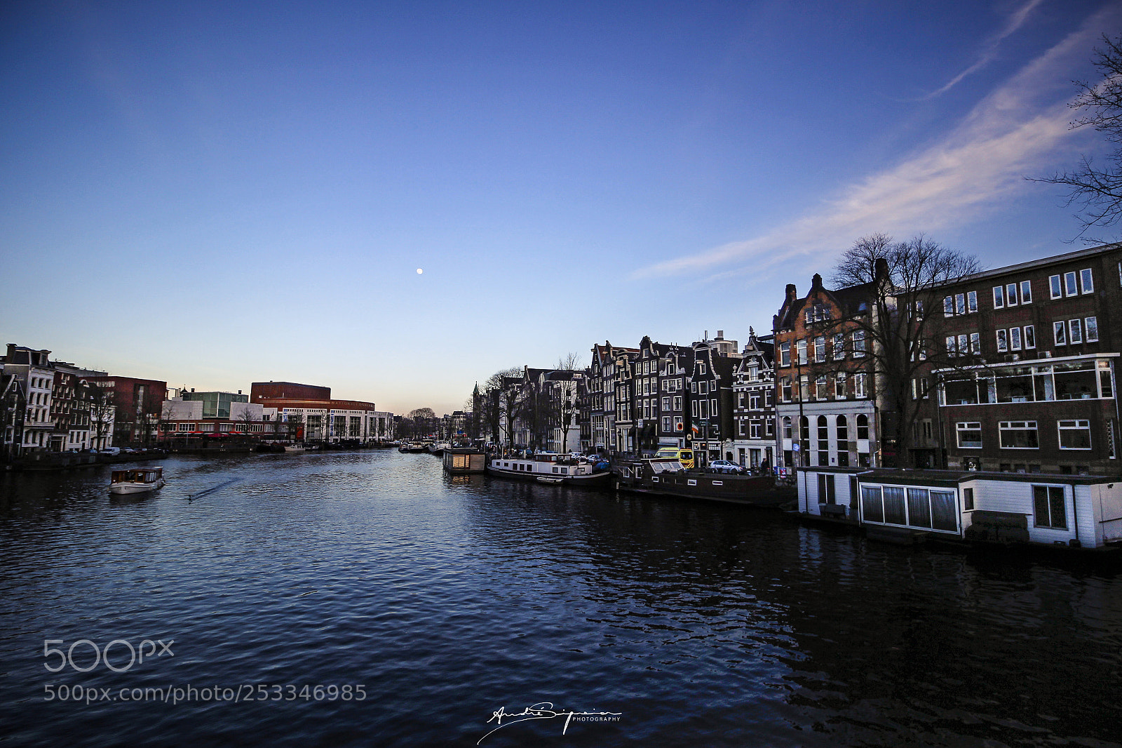 Canon EOS 600D (Rebel EOS T3i / EOS Kiss X5) sample photo. Amsterdam canal photography