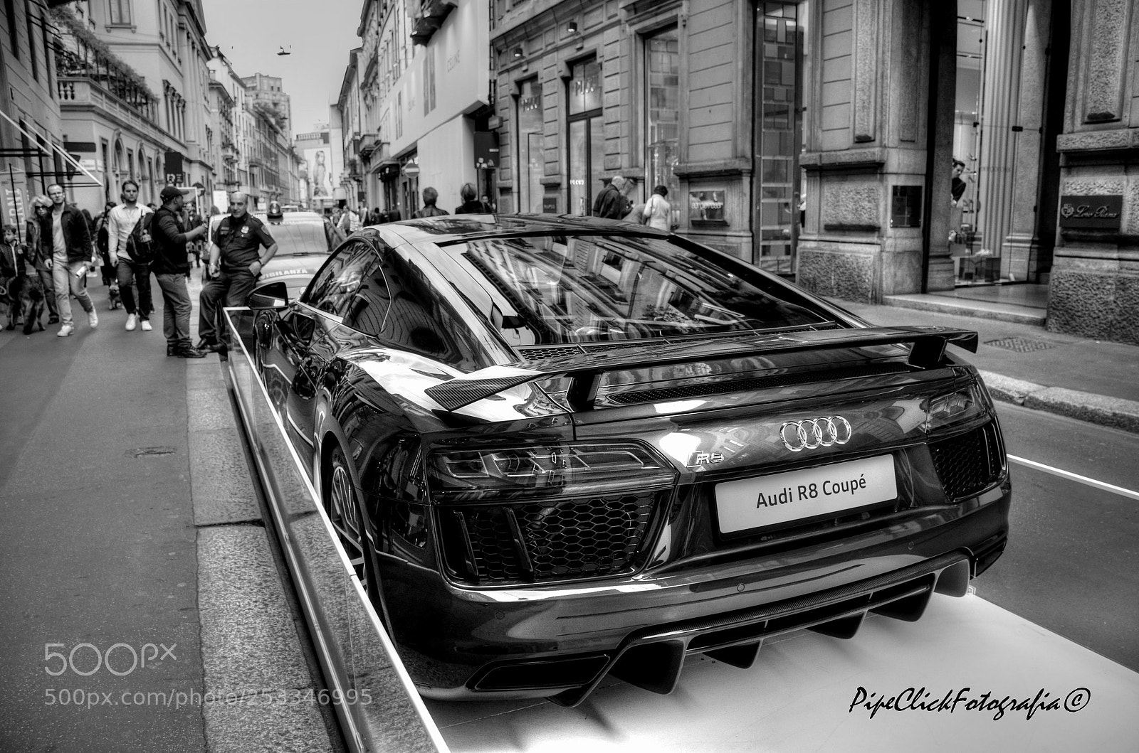 Nikon D5100 sample photo. Street milano photography