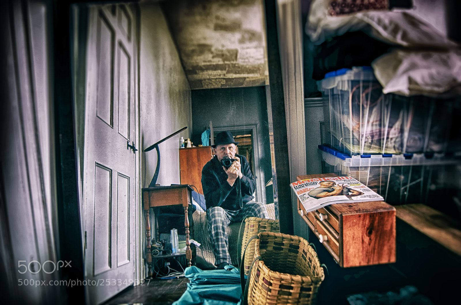Nikon D40 sample photo. Clutter photography