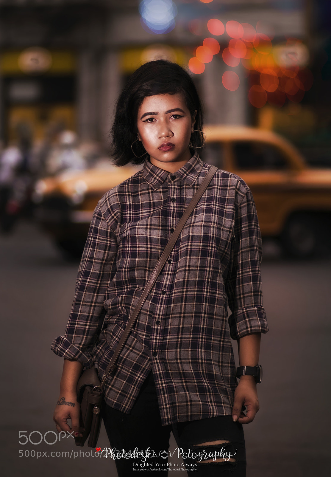 Canon EOS 80D sample photo. Night street portrait photography