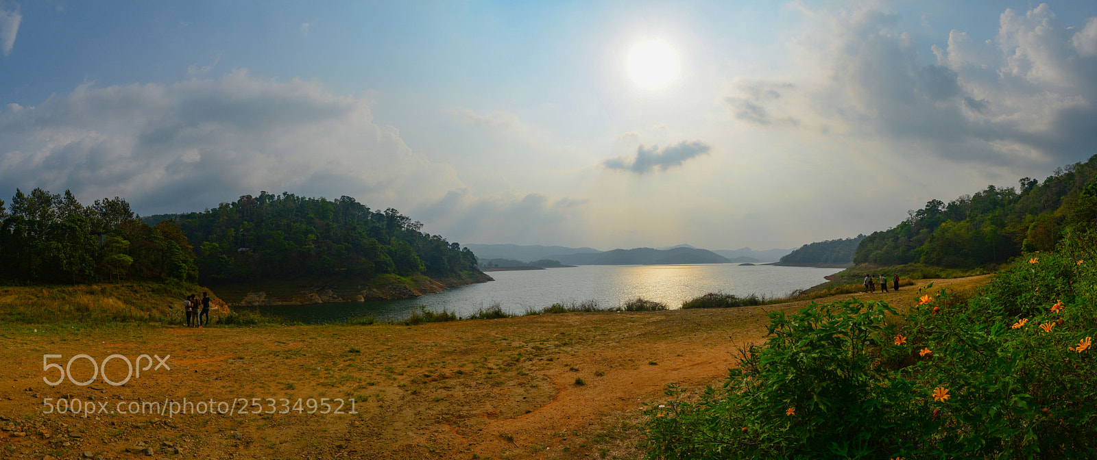 Nikon D5200 sample photo. Lakeside sunset photography