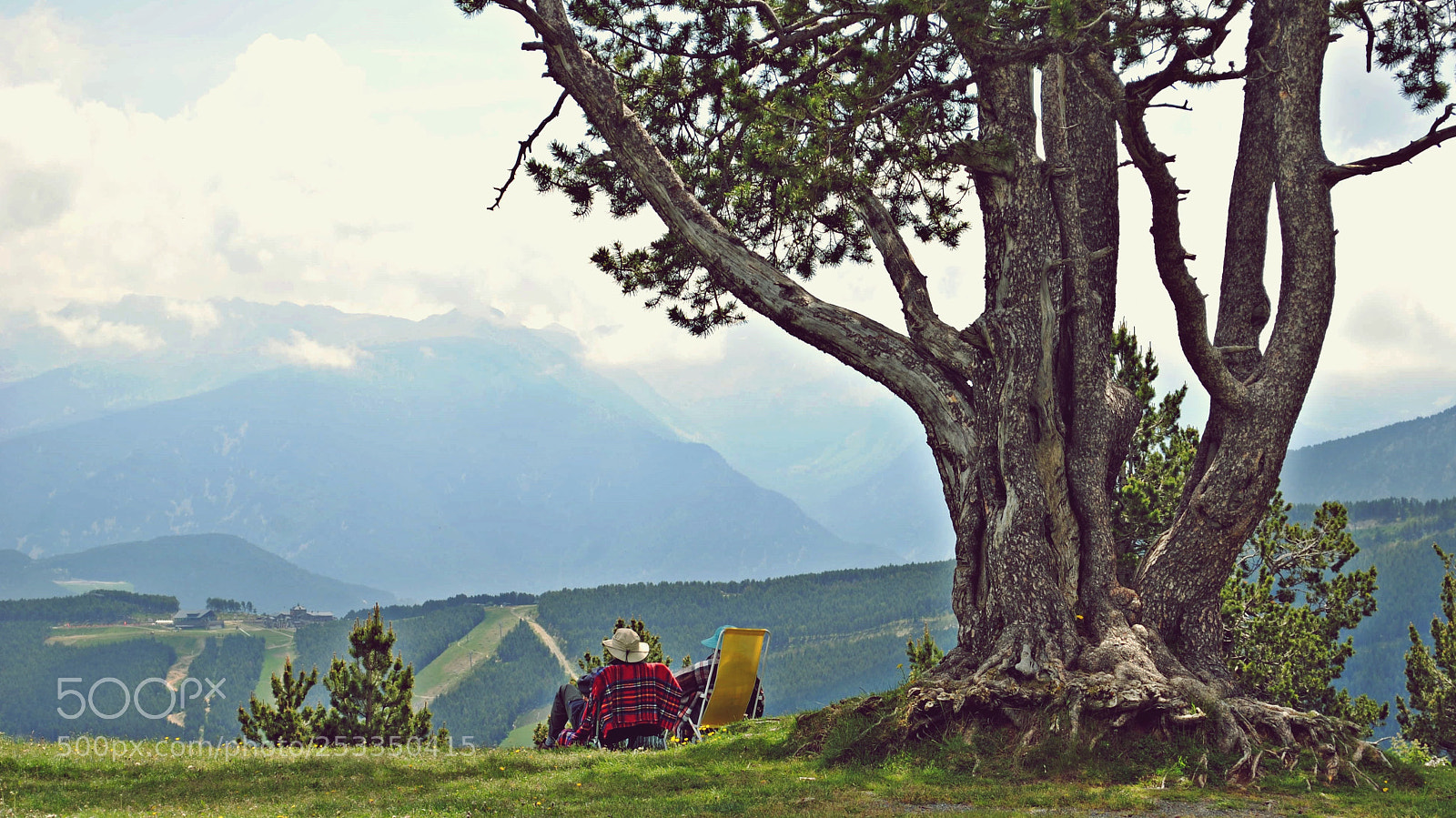 Nikon D3000 sample photo. Enjoying the views photography