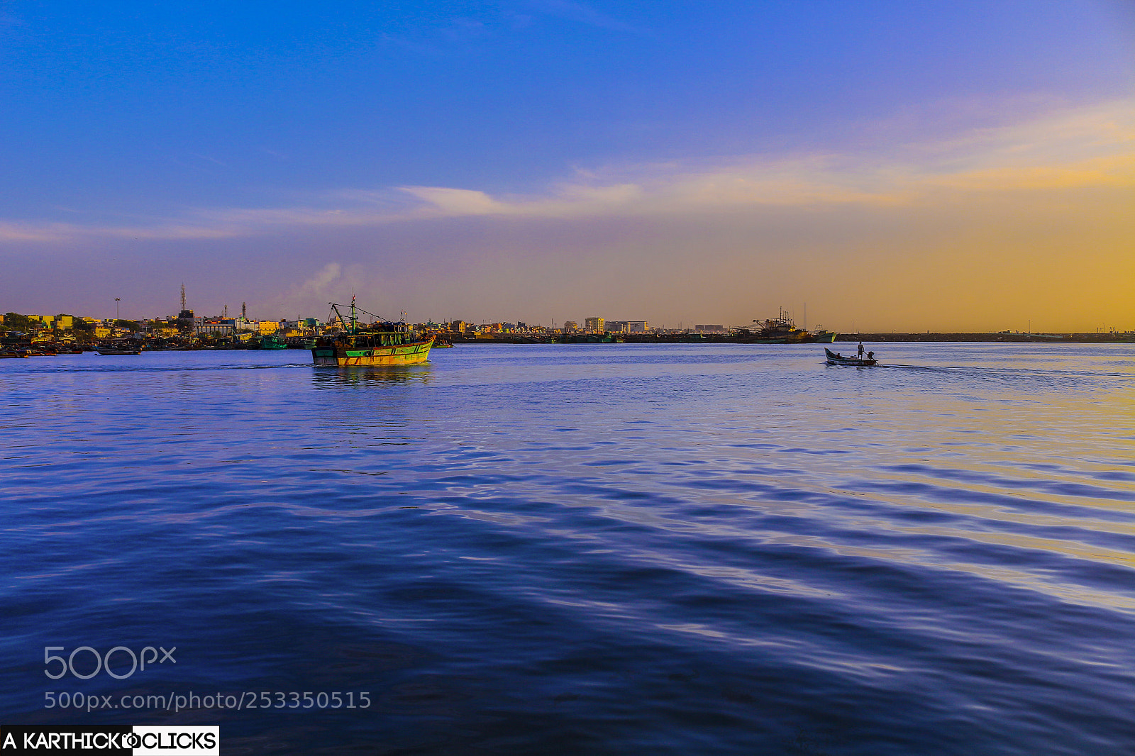 Canon EOS 700D (EOS Rebel T5i / EOS Kiss X7i) sample photo. The color filled kasimedu photography