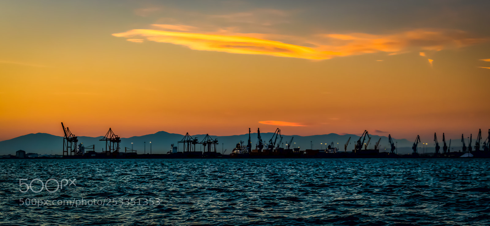 Canon EOS 750D (EOS Rebel T6i / EOS Kiss X8i) sample photo. Harbor (re-edit) photography