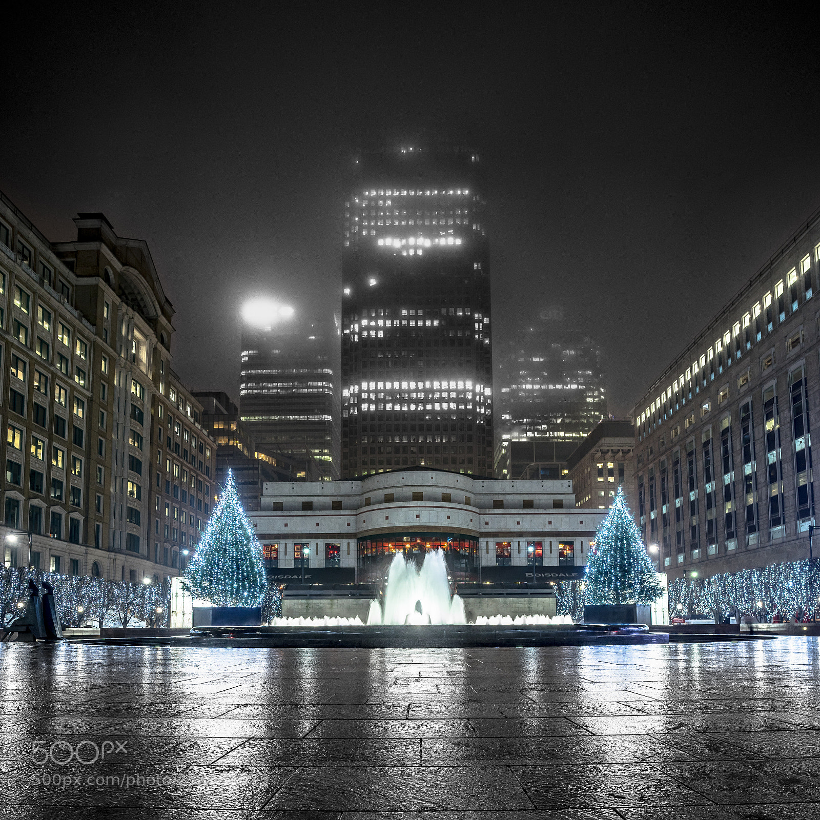 Sony a7R sample photo. Canary wharf at night photography