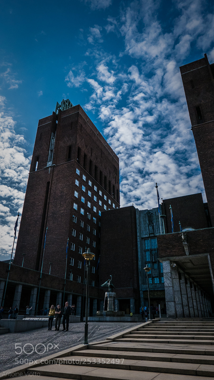 Leica D-Lux (Typ 109) sample photo. Oslo city hall photography