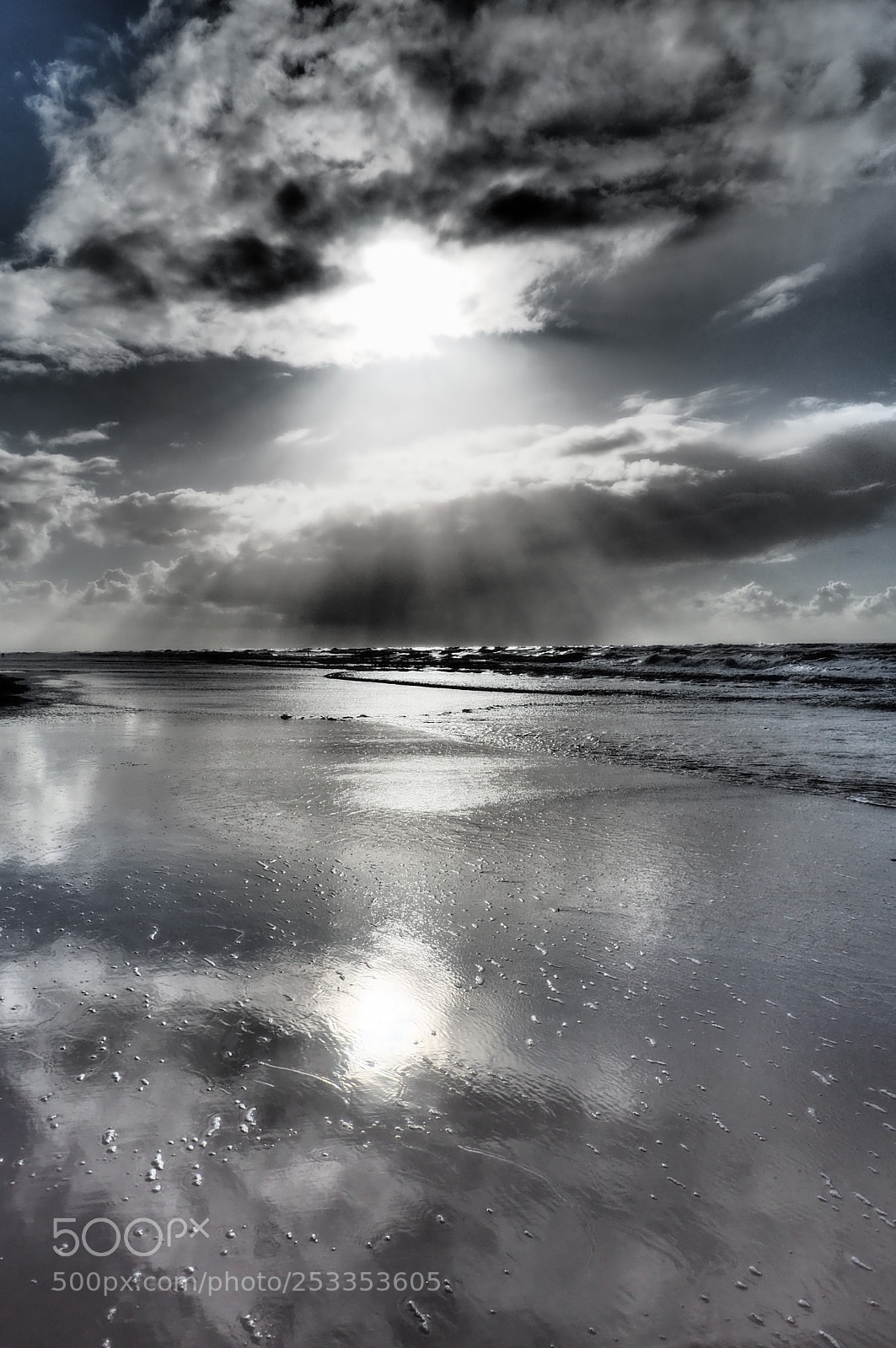 Olympus OM-D E-M5 II sample photo. Reflections photography