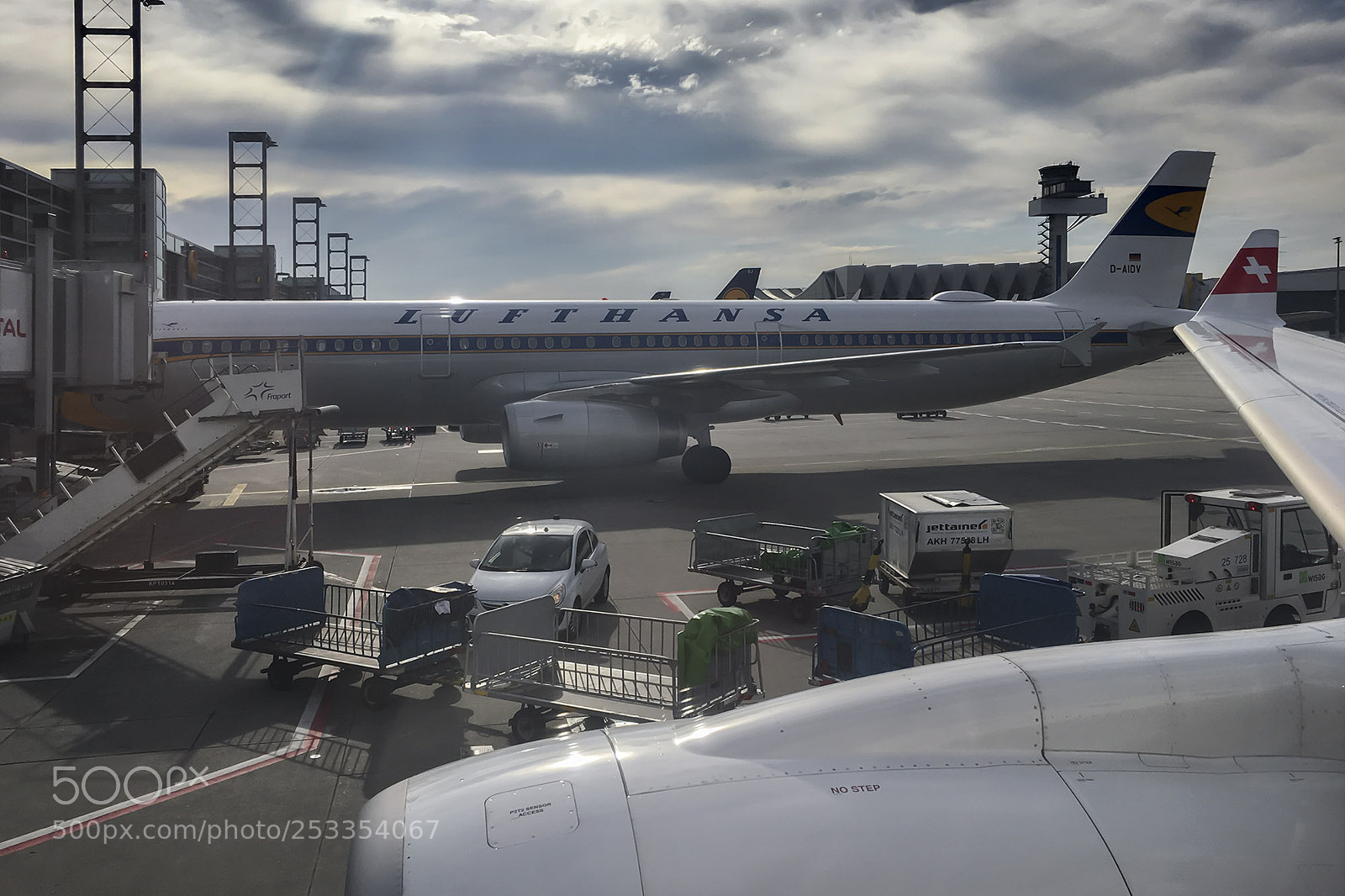 Apple iPhone 6s sample photo. Lufthansa photography
