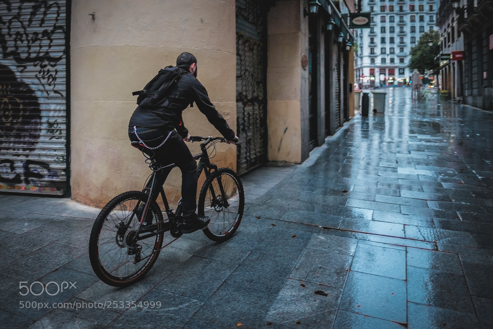 Fujifilm X-T1 sample photo. Black bike photography