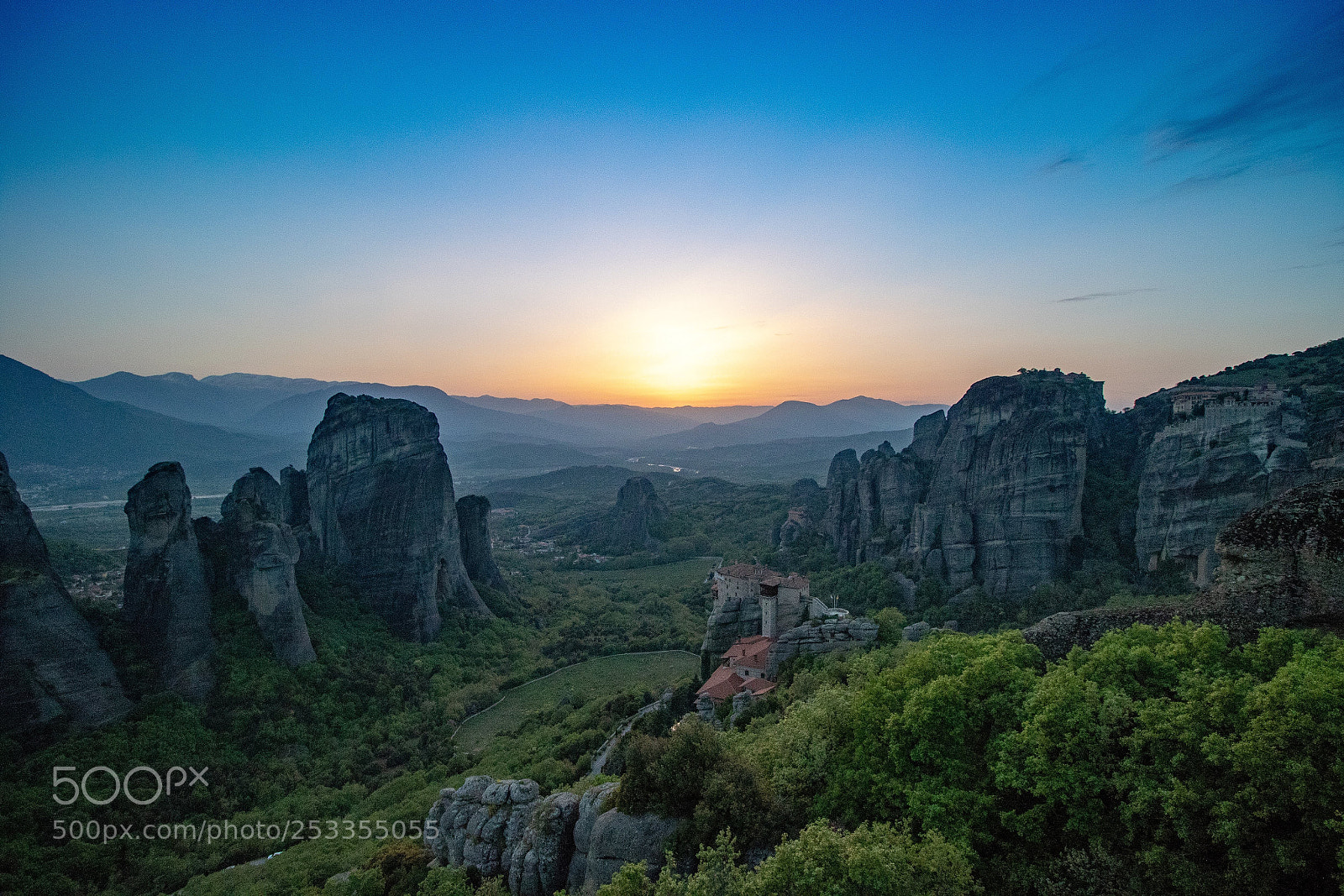 Canon EOS 7D Mark II sample photo. Sunset in meteora photography