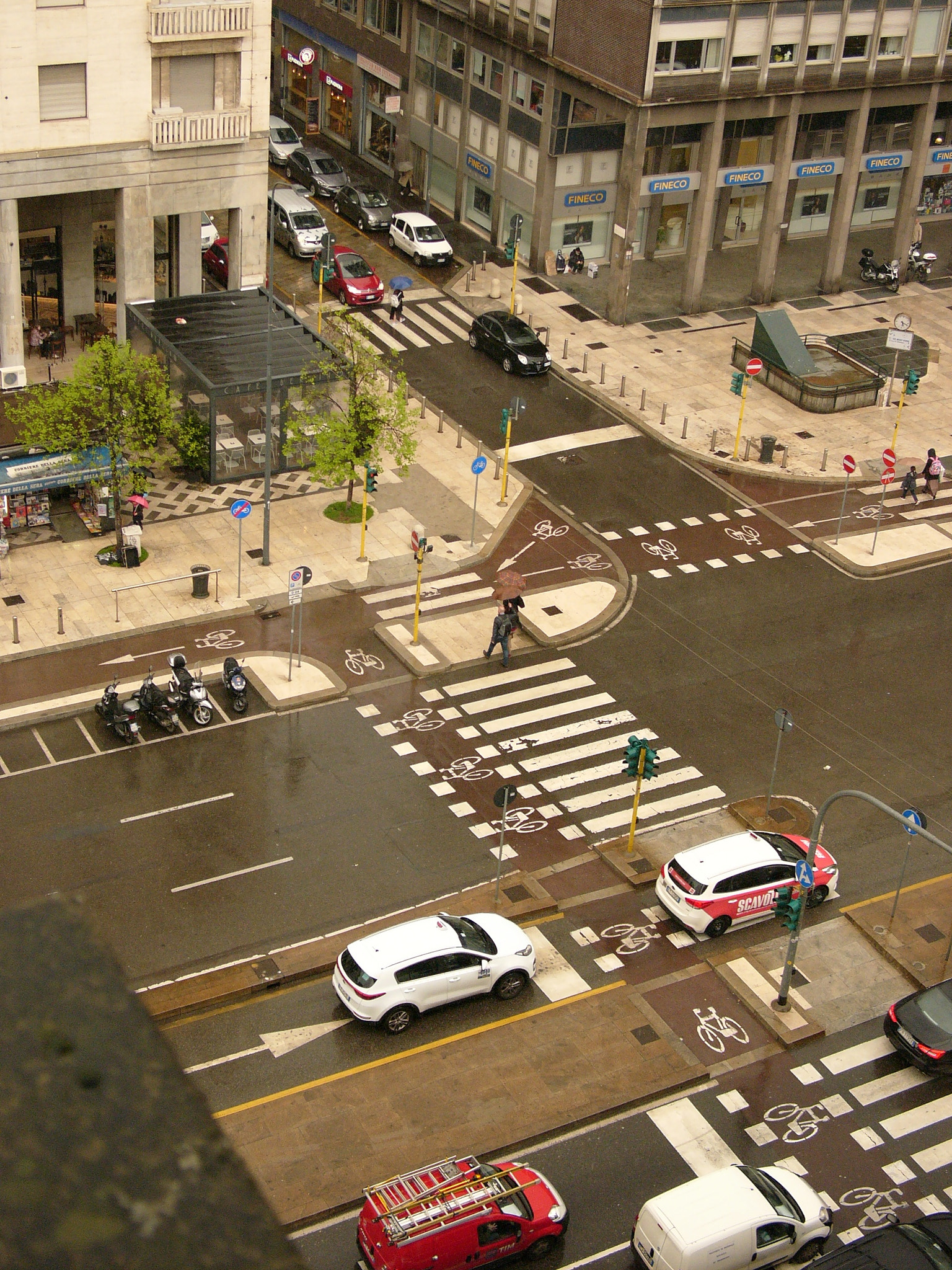 Leica DIGILUX 2 sample photo. As it is photography