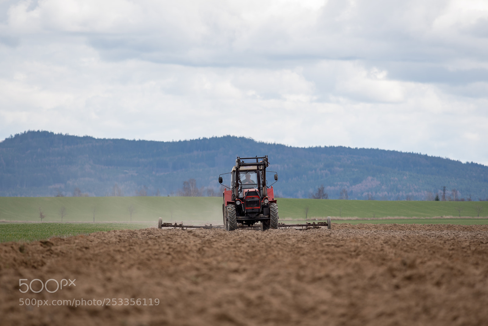 Nikon D750 sample photo. Agricultural tractor in the photography