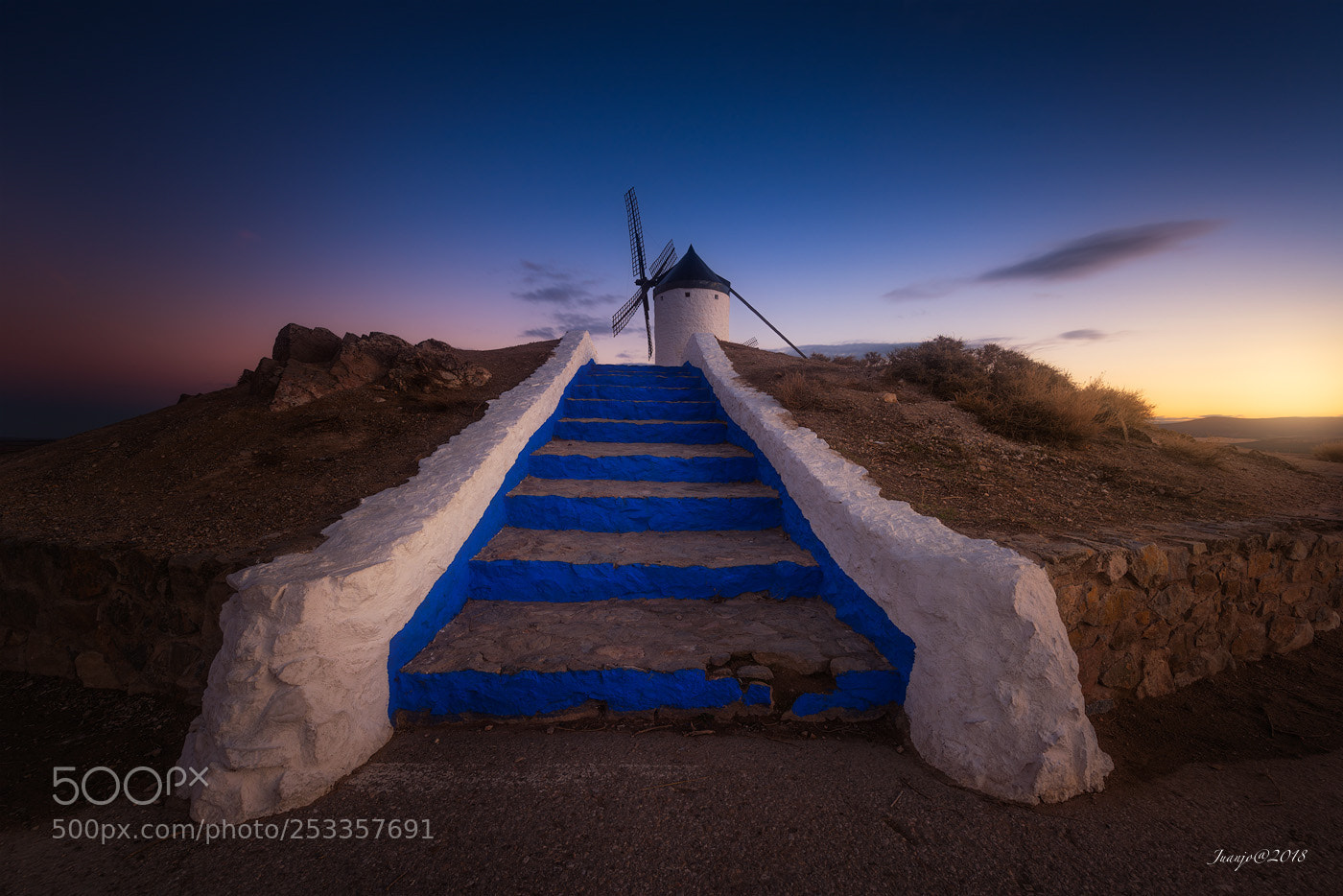 Nikon D810 sample photo. ¿up or down? photography