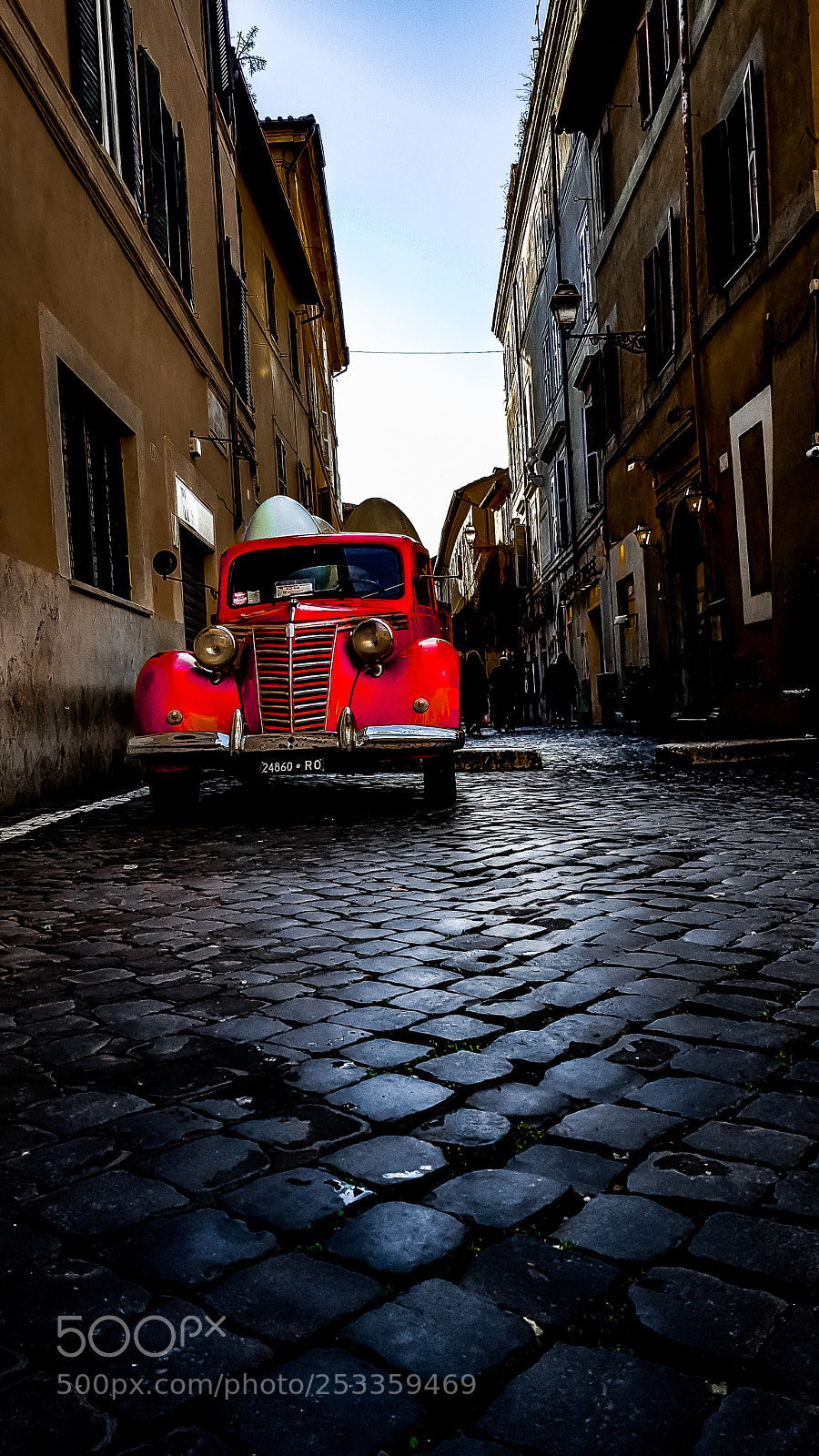 Samsung Galaxy S8 sample photo. Fiat rosso. trastevere photography