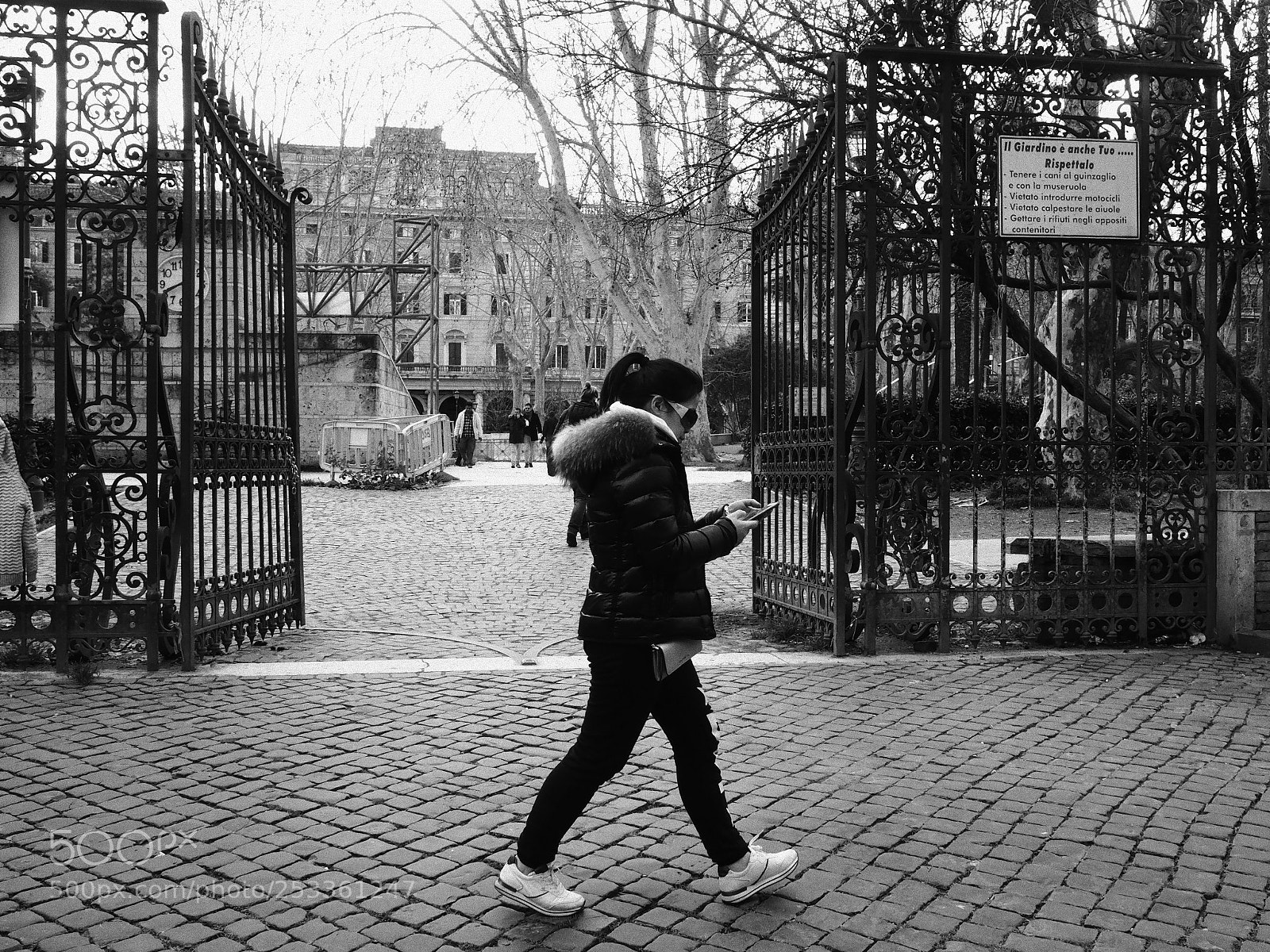 Olympus PEN-F sample photo. Outside the  park photography