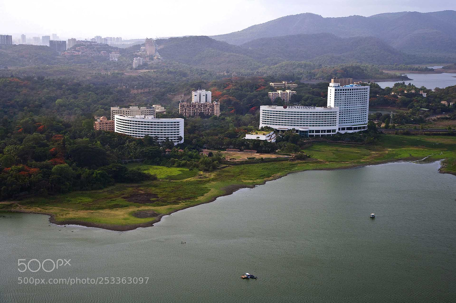 Canon EOS-1Ds Mark II sample photo. Hotel renaissance with powai photography