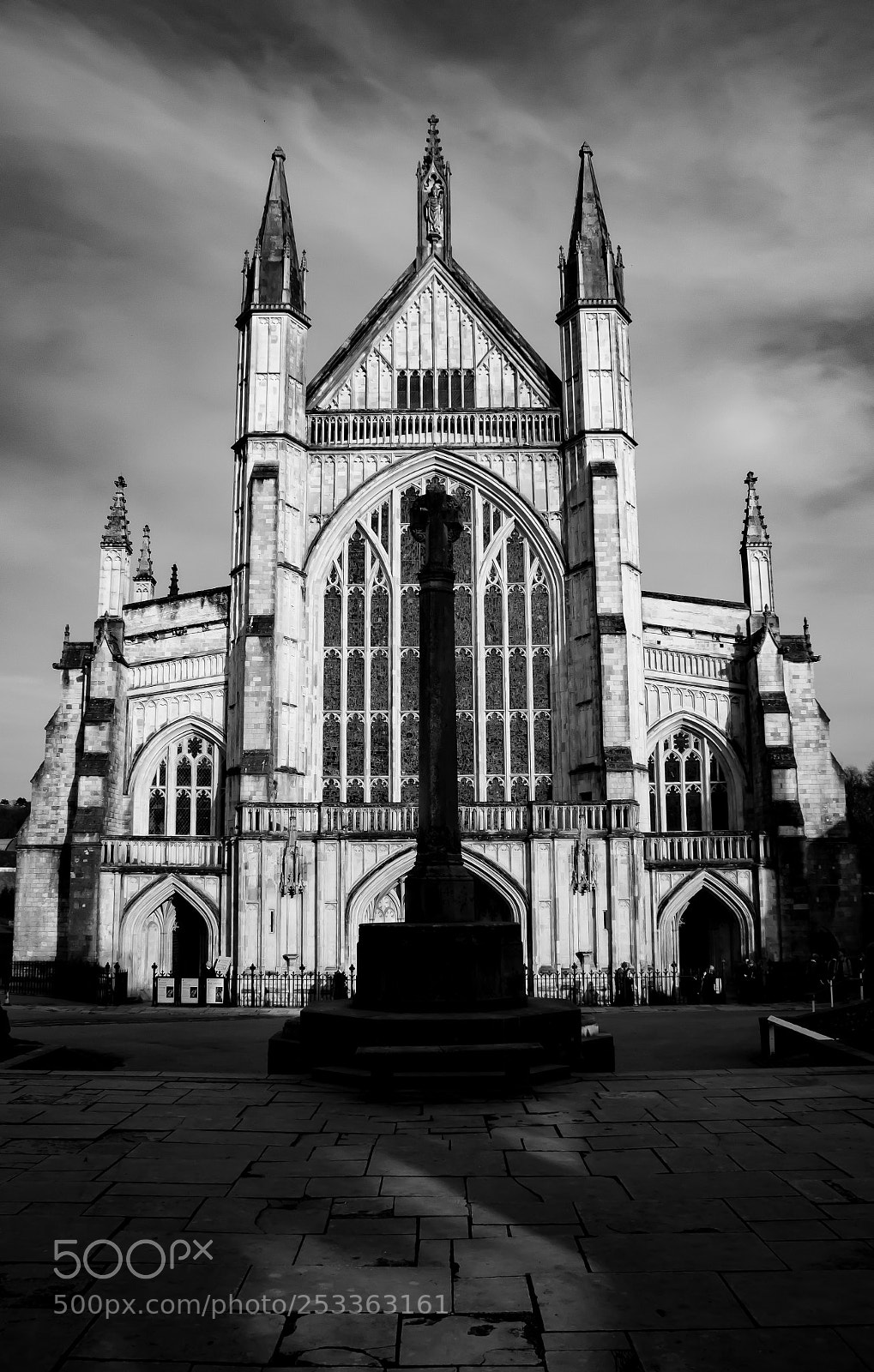 Canon EOS 1300D (EOS Rebel T6 / EOS Kiss X80) sample photo. Cathedral photography