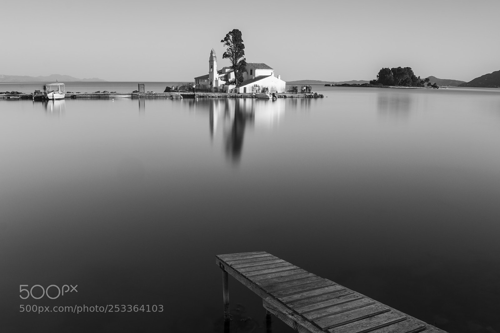 Nikon D3300 sample photo. Black and white photography