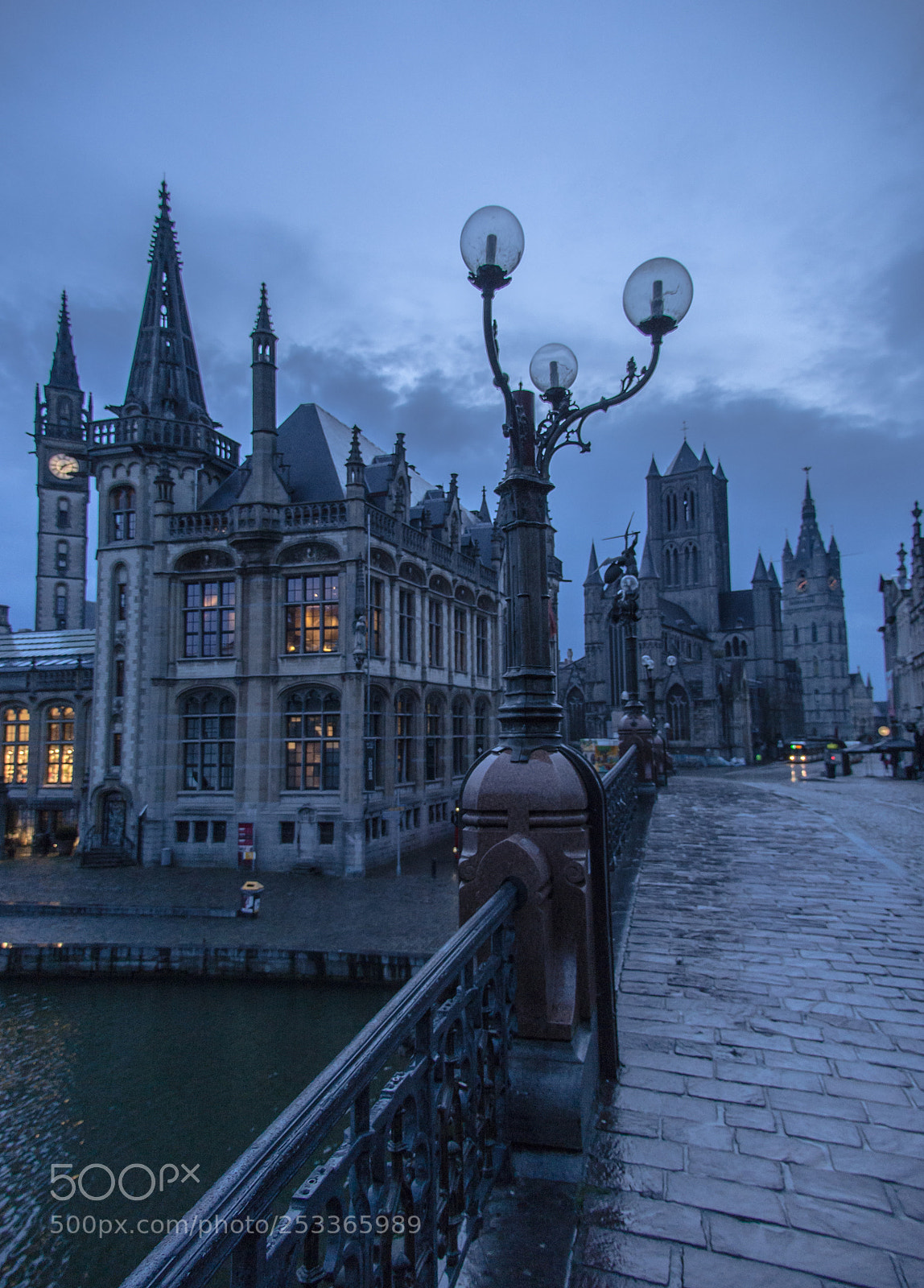 Olympus PEN E-P5 sample photo. Visit to gotham city photography