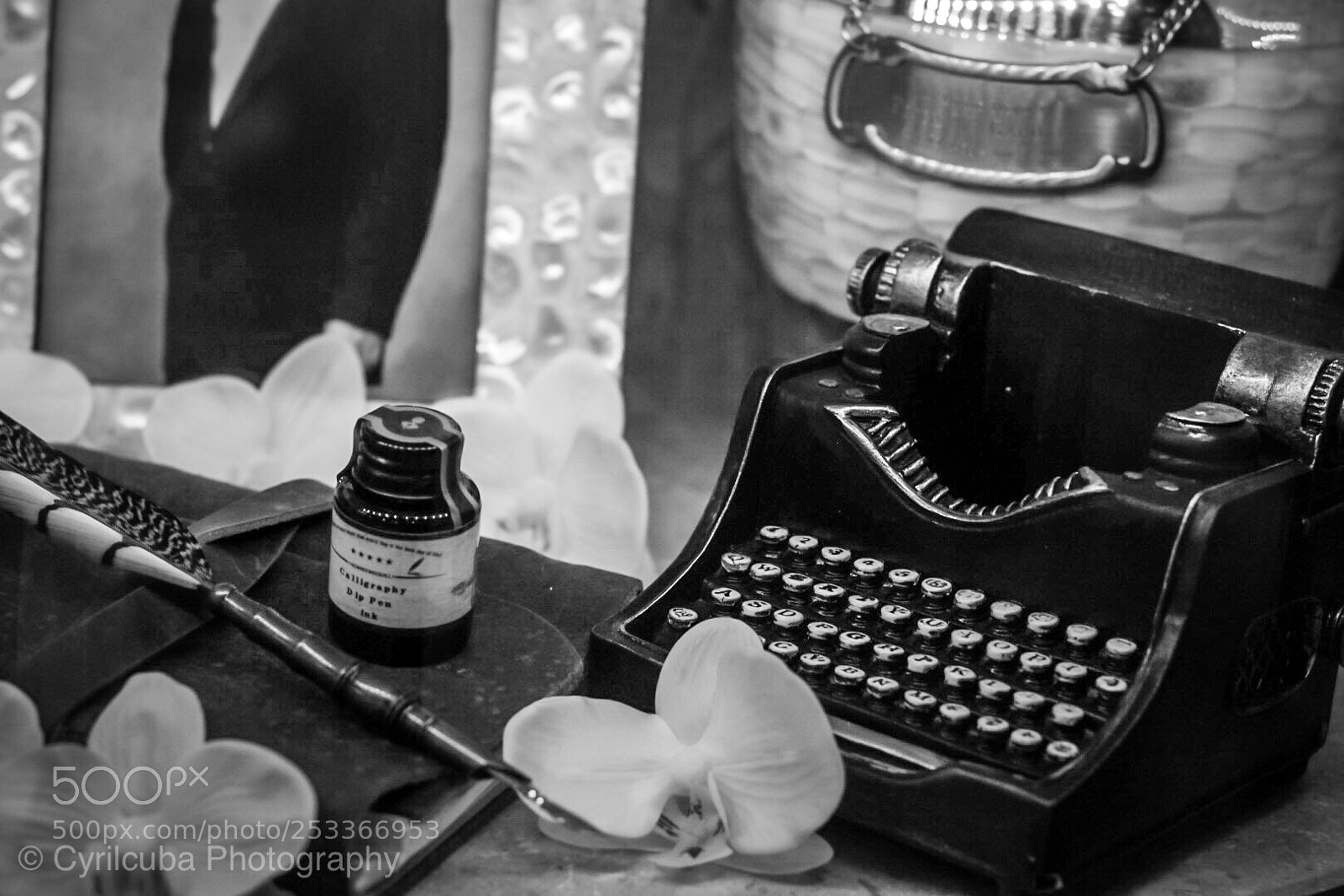 Nikon D5500 sample photo. To a writer  photography