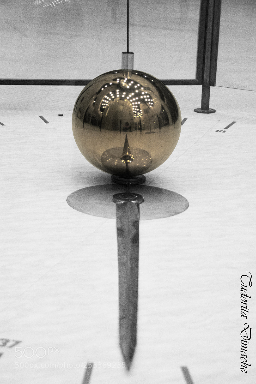 Nikon D7100 sample photo. The pendulum of foucault photography