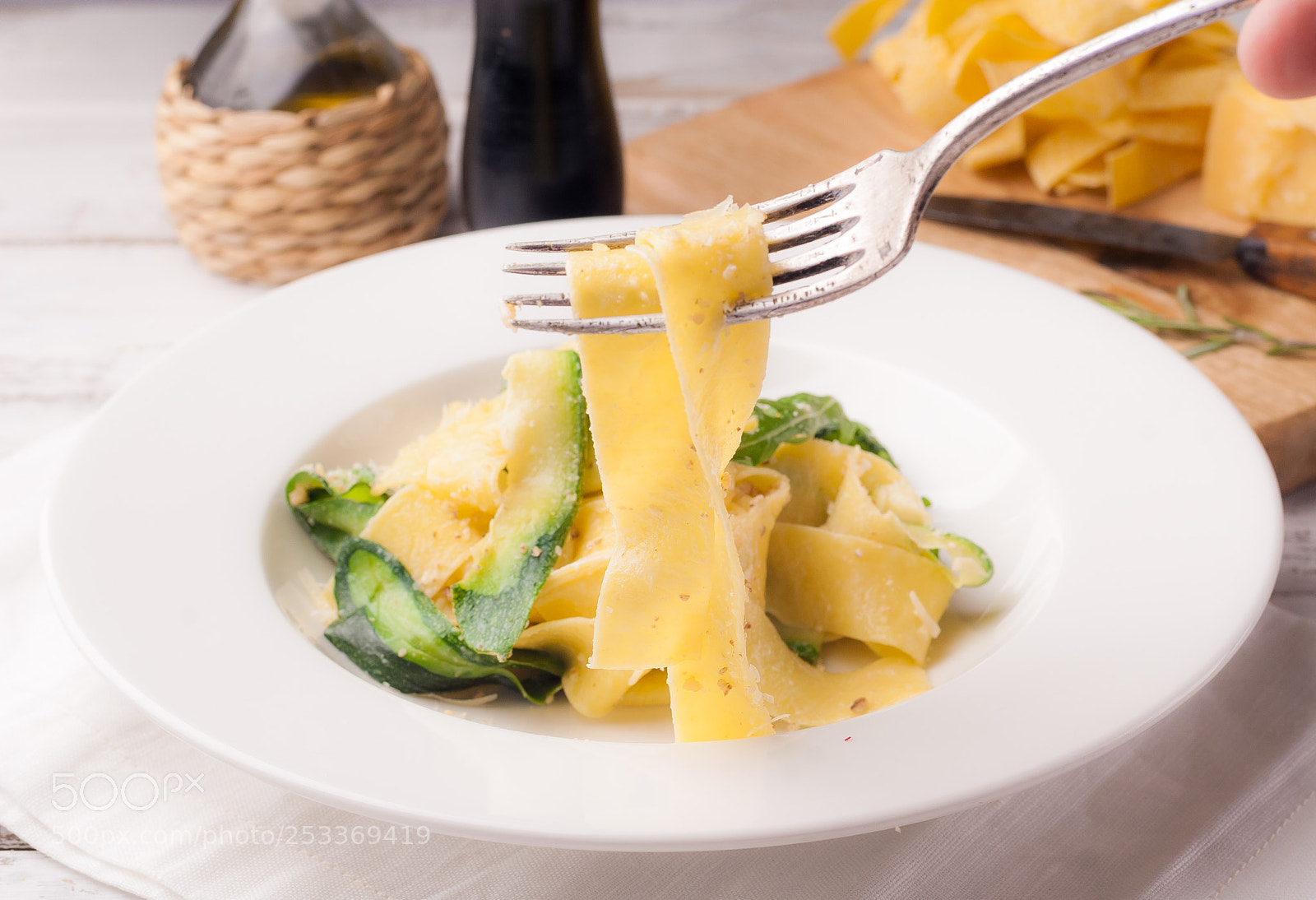 Nikon D200 sample photo. Papardelle with zucchini photography