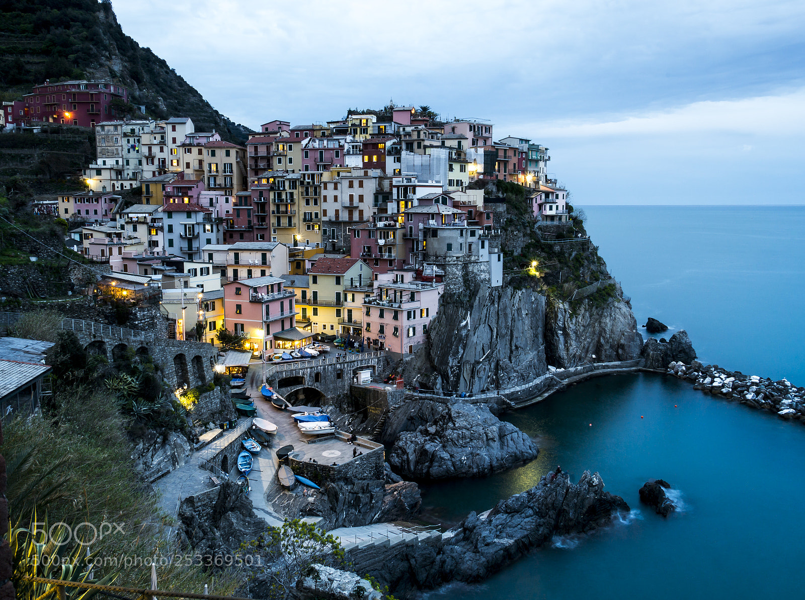 Panasonic Lumix DMC-G85 (Lumix DMC-G80) sample photo. Manarola at night photography