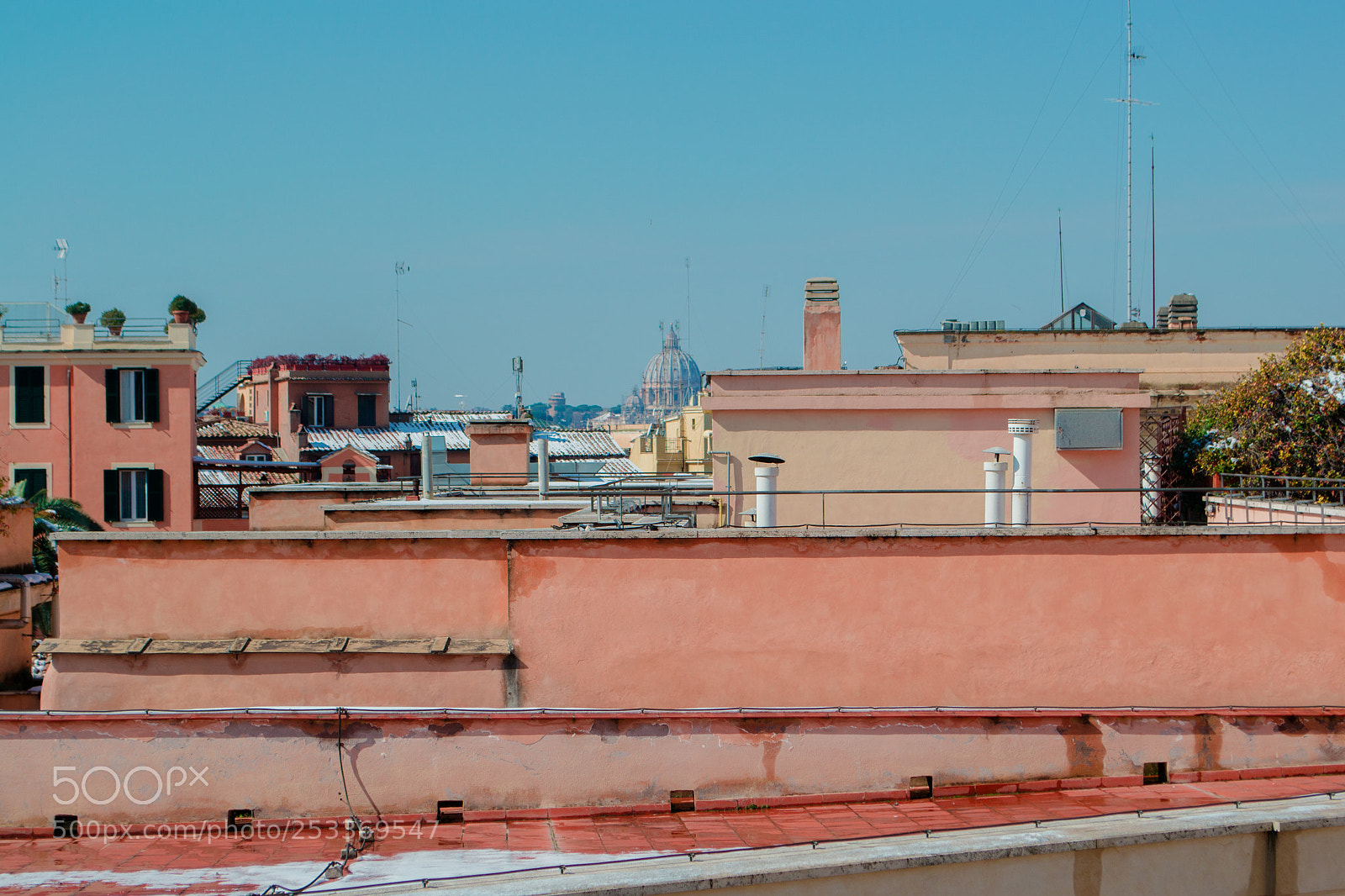 Nikon D3100 sample photo. The roofs photography