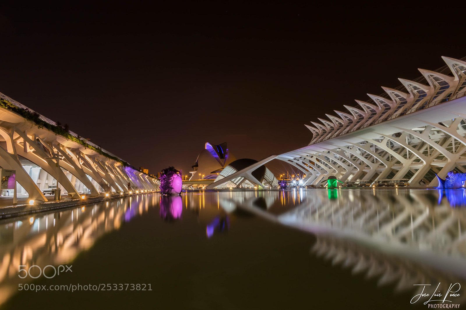 Nikon D3300 sample photo. Ciudad de las artes photography