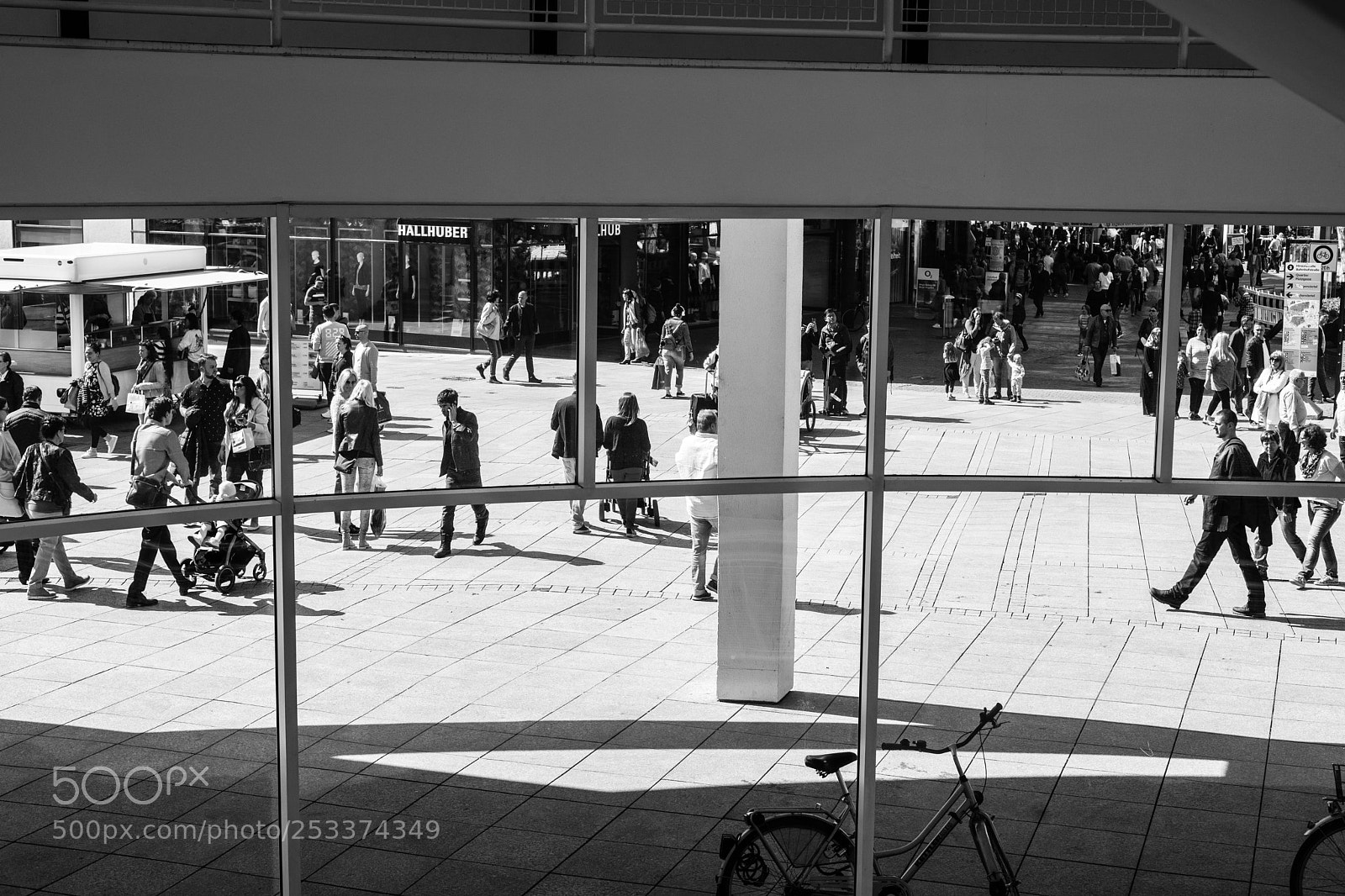 Sony a7 sample photo. Sunny saturday photography
