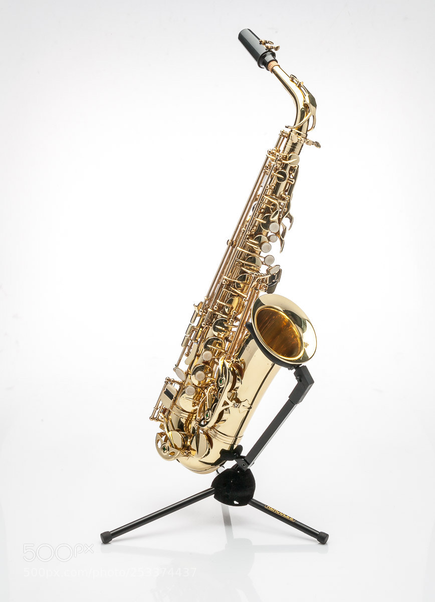 Canon EOS 5D Mark II sample photo. Saxophone photography