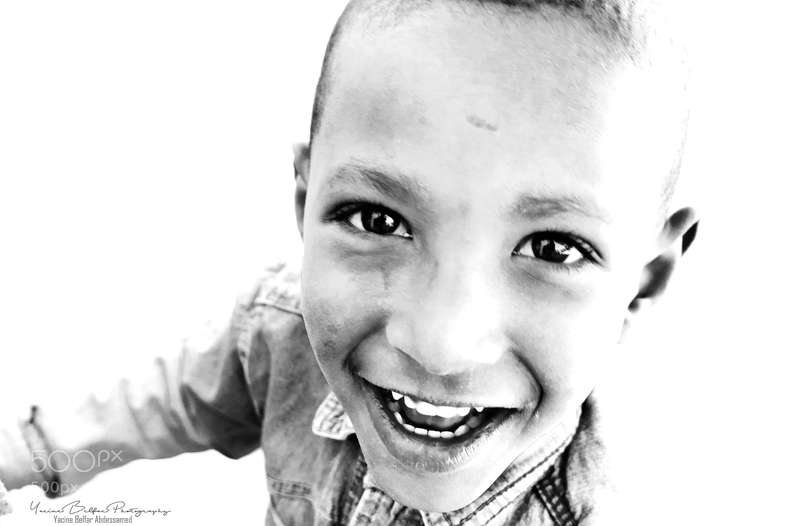 Fujifilm X-M1 sample photo. Smiling photography
