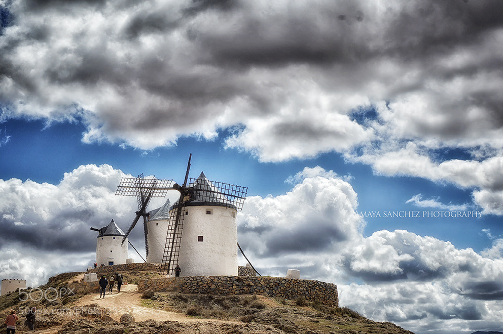 Nikon D3200 sample photo. "molinos de consuegra" photography