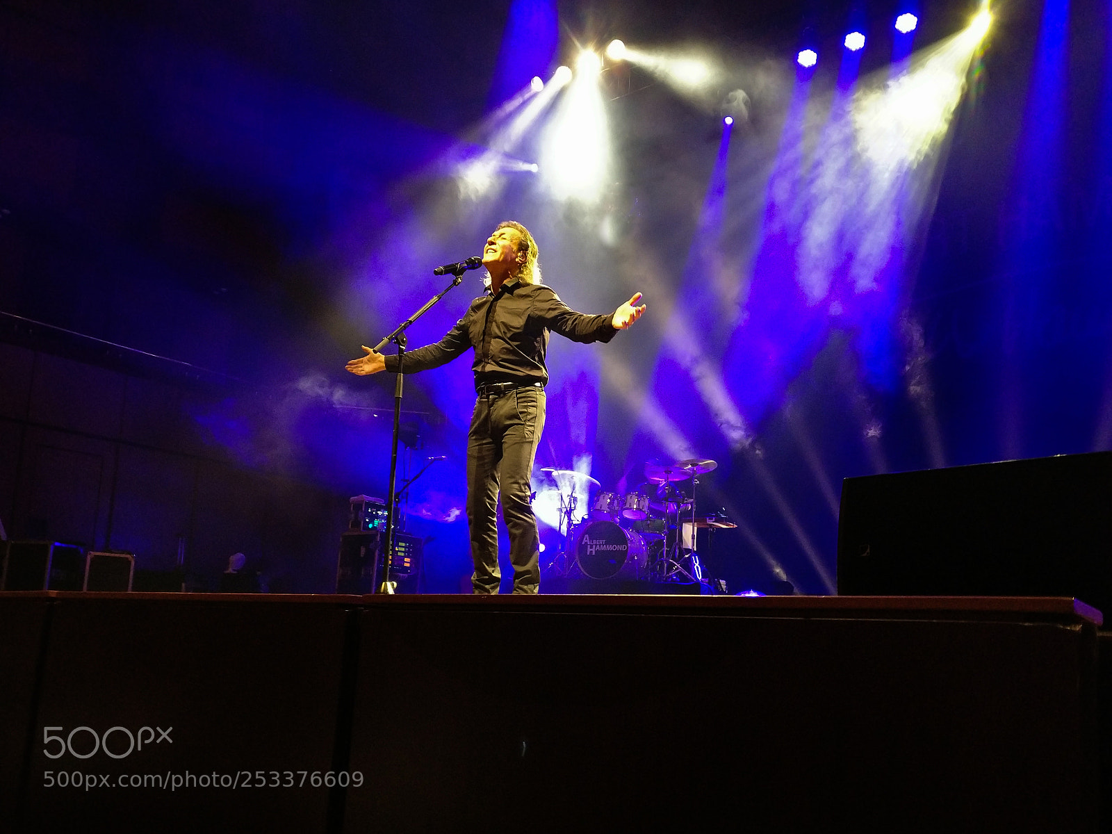 OnePlus A3003 sample photo. Frankfurt concert with albert photography
