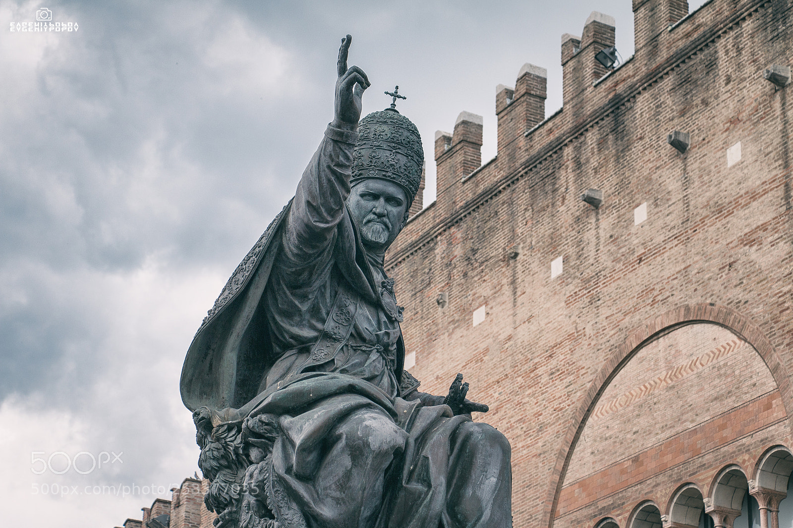 Canon EOS 70D sample photo. The monument to pope photography