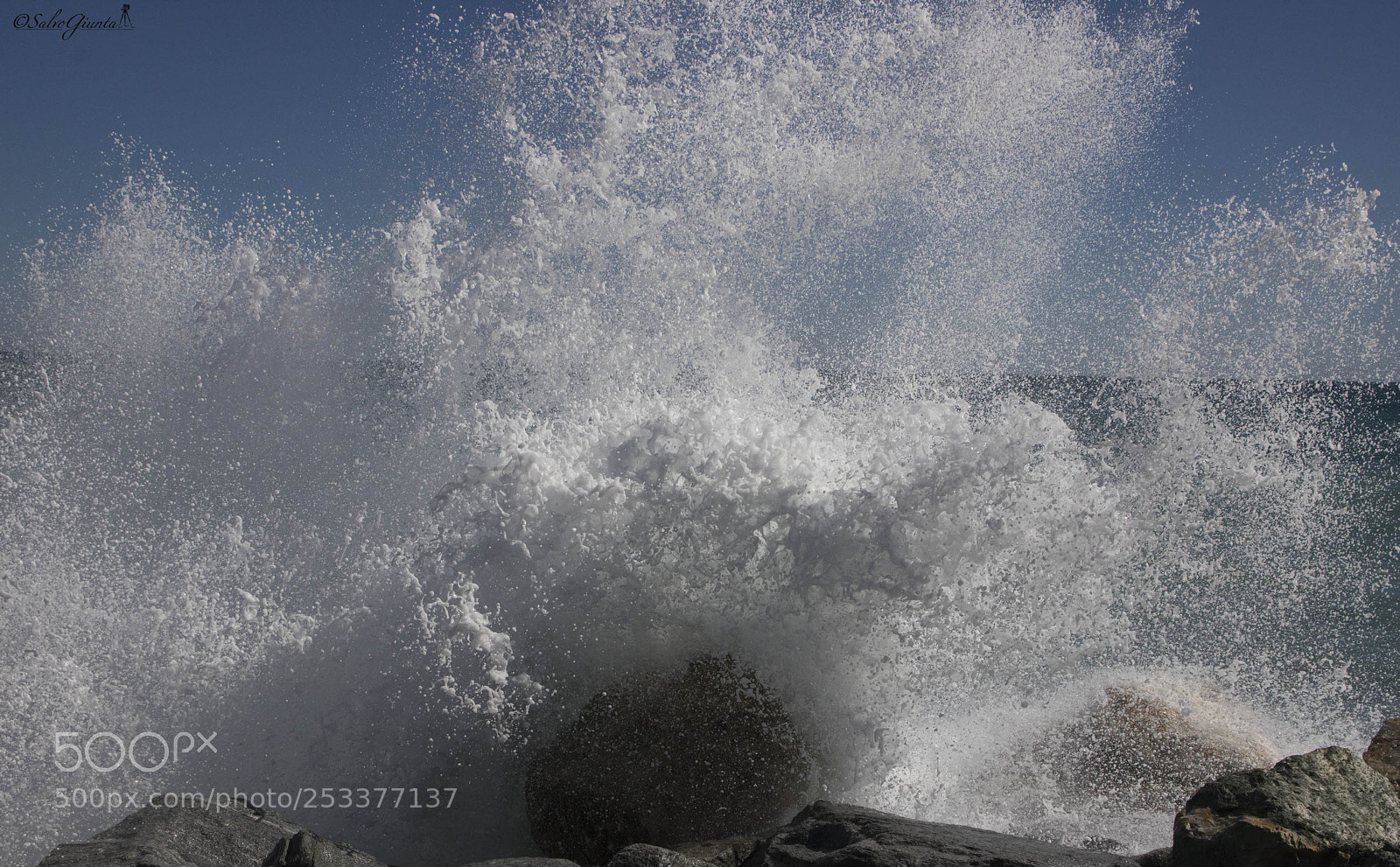 Canon EOS 760D (EOS Rebel T6s / EOS 8000D) sample photo. Waves photography