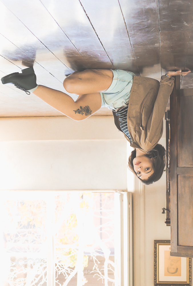 Canon EOS 1100D (EOS Rebel T3 / EOS Kiss X50) sample photo. Upside down girls. photography