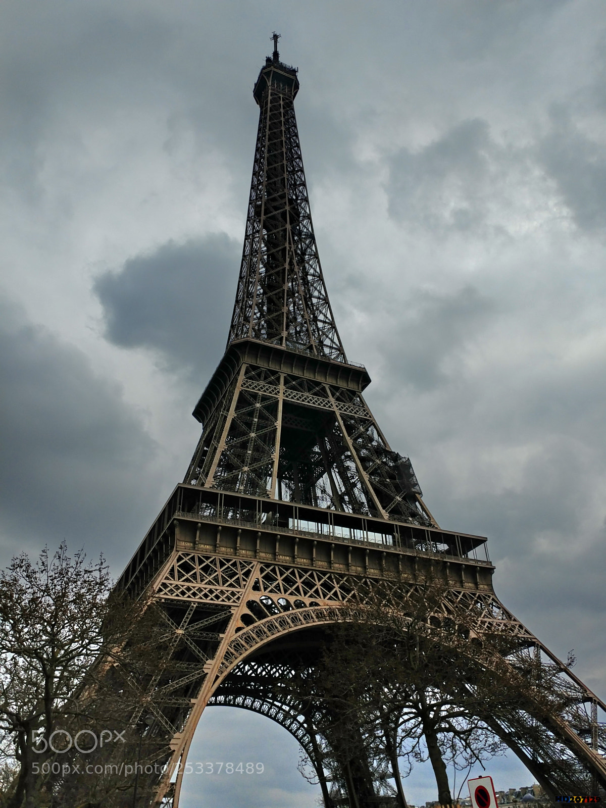 LG V20 sample photo. Paris photography