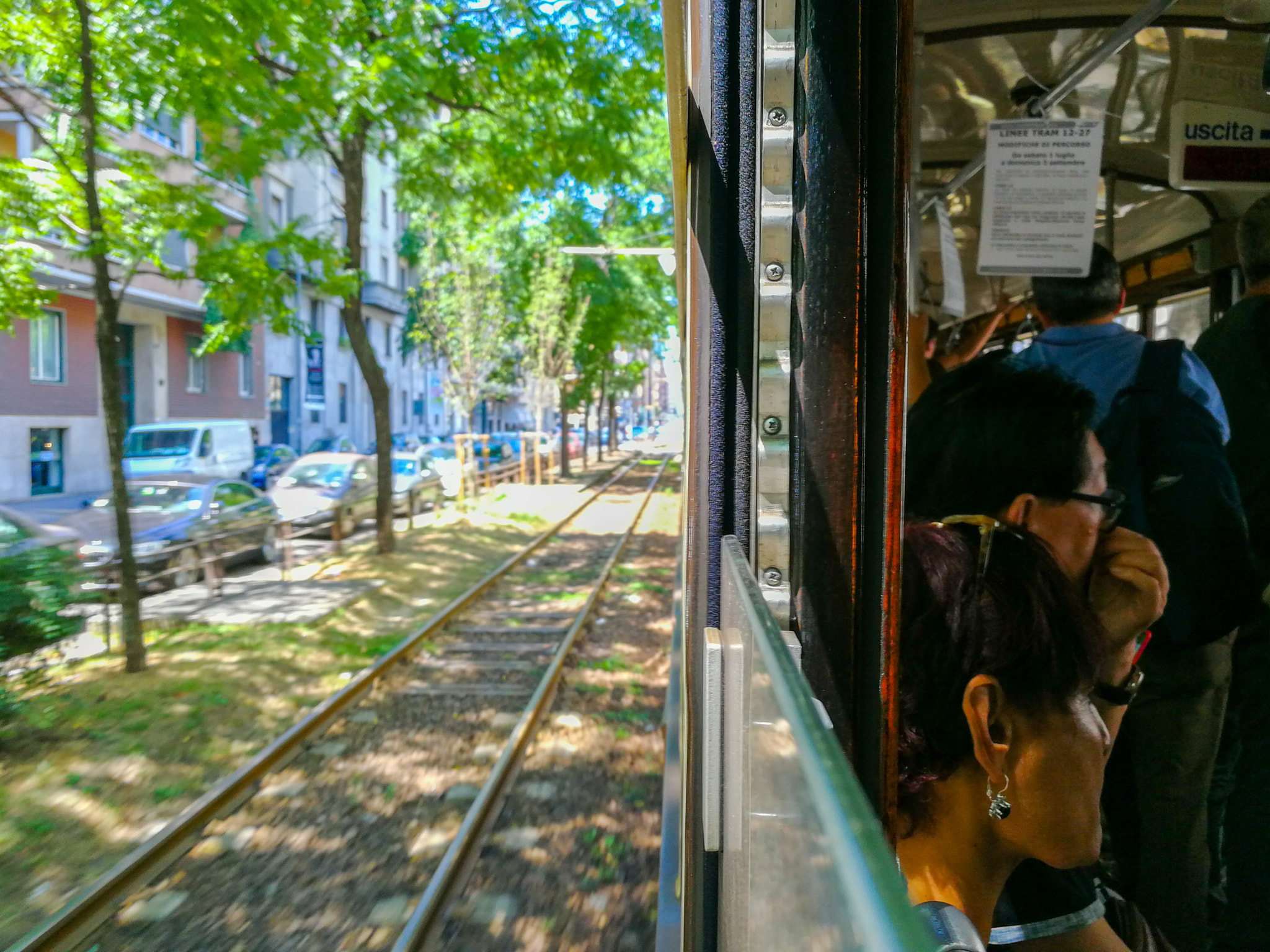 HUAWEI Mate 9 Pro sample photo. Tram photography